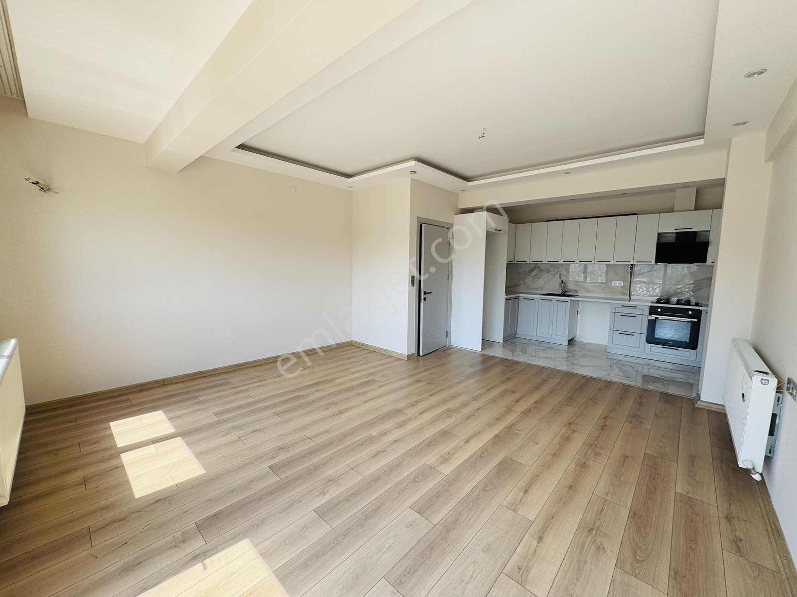 Yeni Mahallede 3 Yaşında 2+1 Lüks Ara Kat Daire Fırsatı - Görsel 6