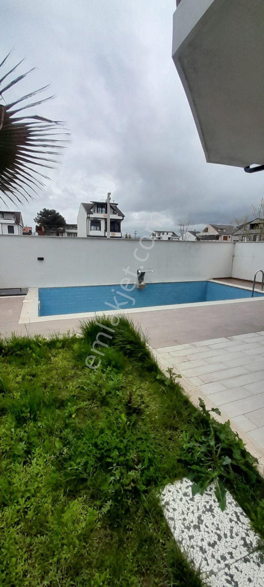 Kocaali Alandere Müstakil Havuzlu Denize Yakın Triplex Villa - Görsel 3