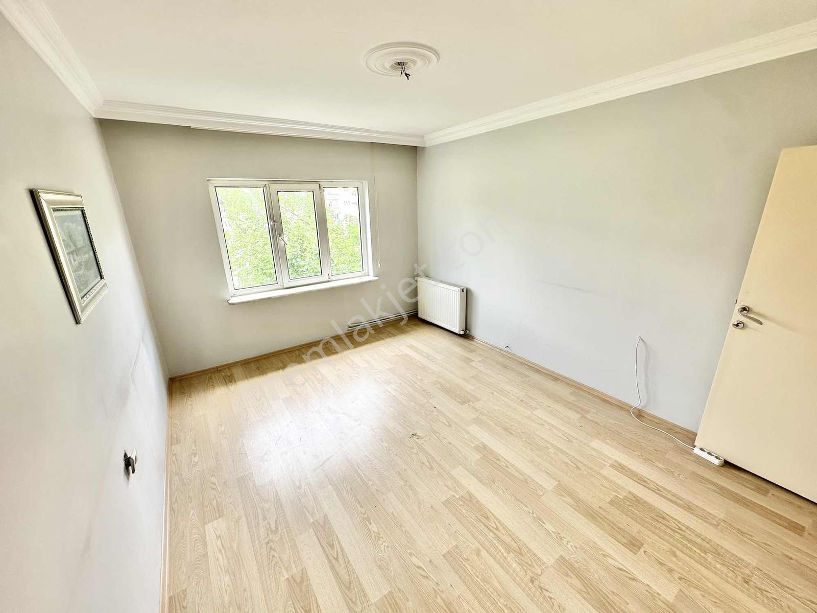 Remax Leon Ataevler Barış Mahallesi'nde Geniş 3+1 Kiralık Daire - Görsel 9
