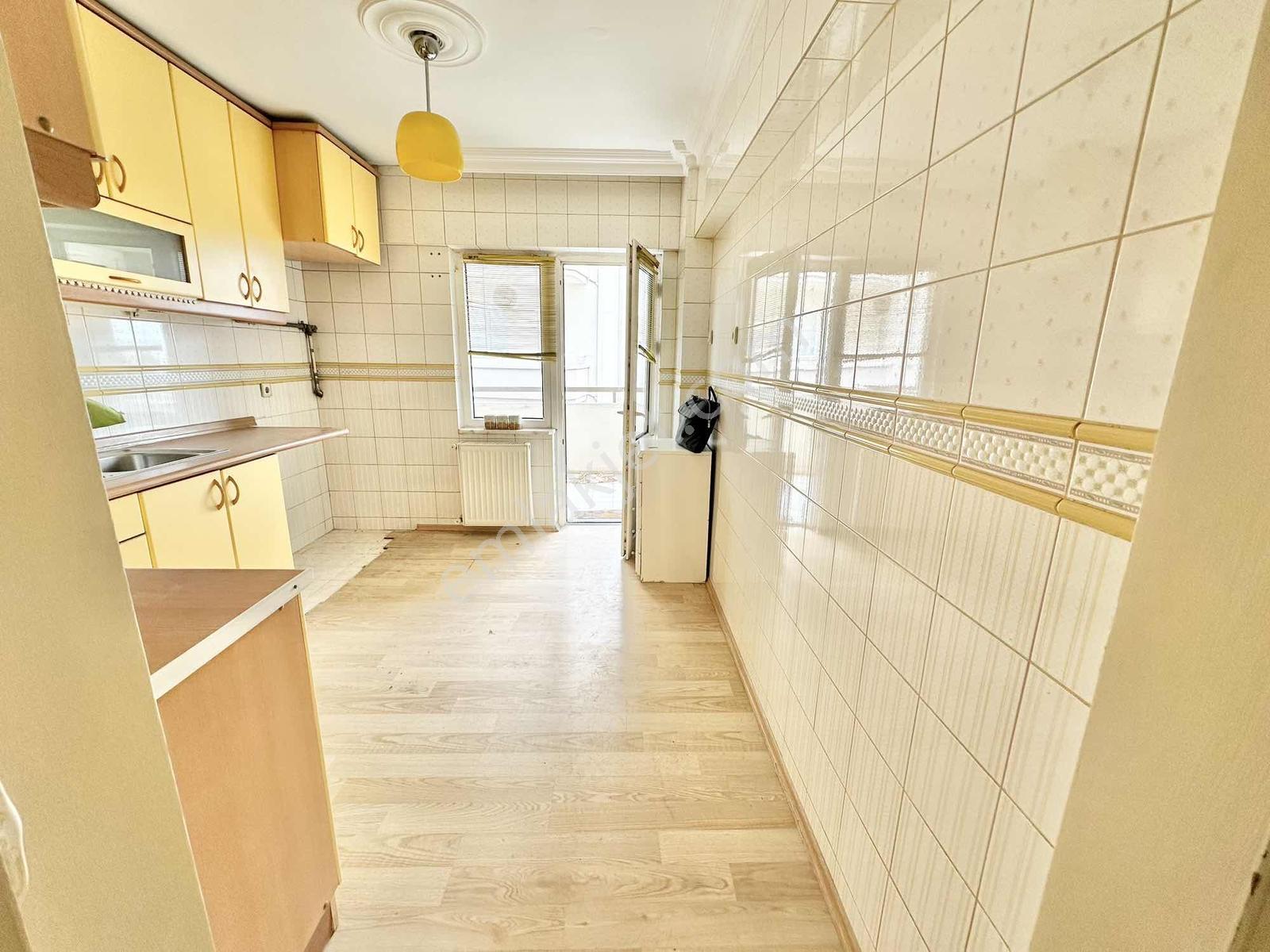 Remax Leon Ataevler Barış Mahallesi'nde Geniş 3+1 Kiralık Daire - Görsel 25