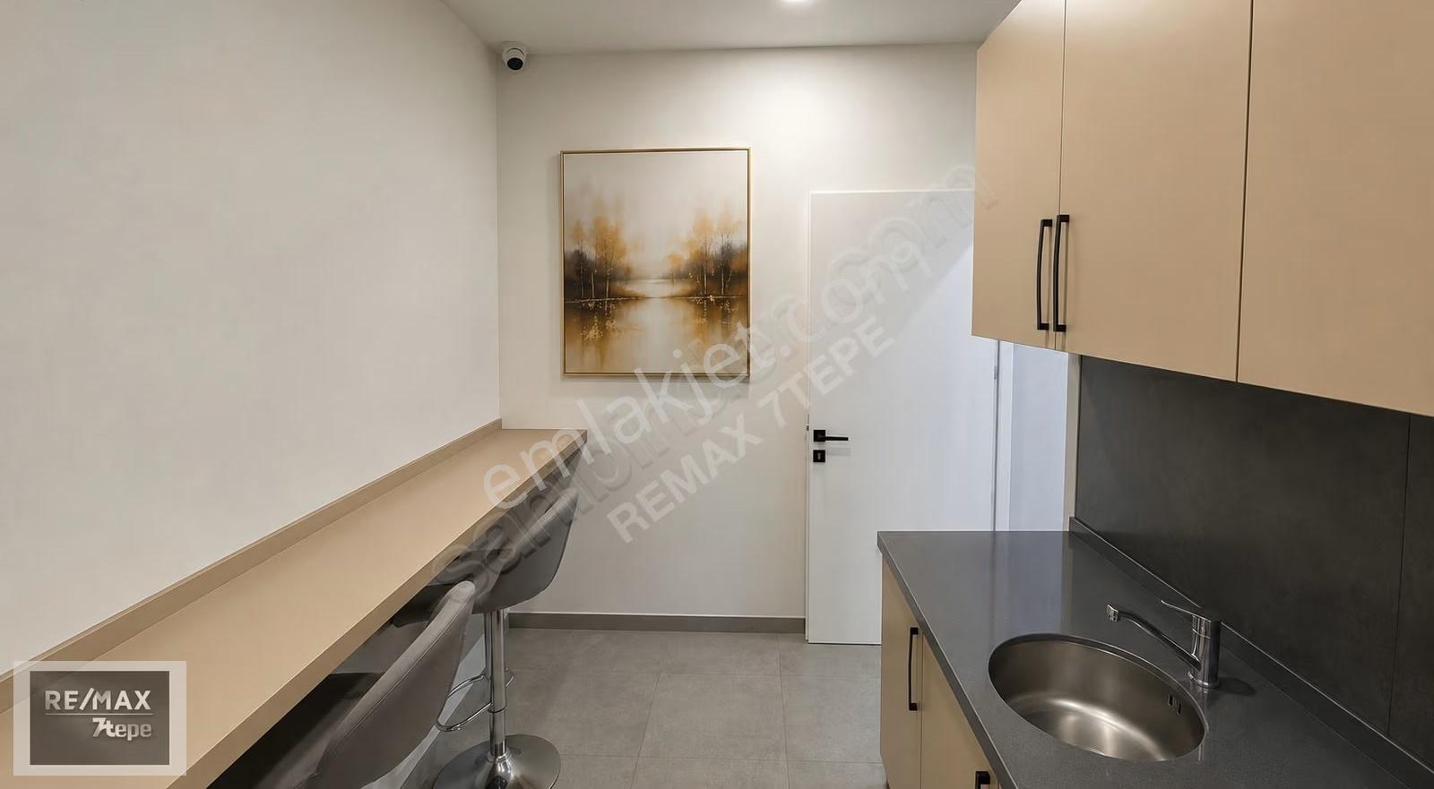 Skyland Istanbul Ece Efe'den Kıralık Mavı Ofıs Mavı Manzara - Görsel 13