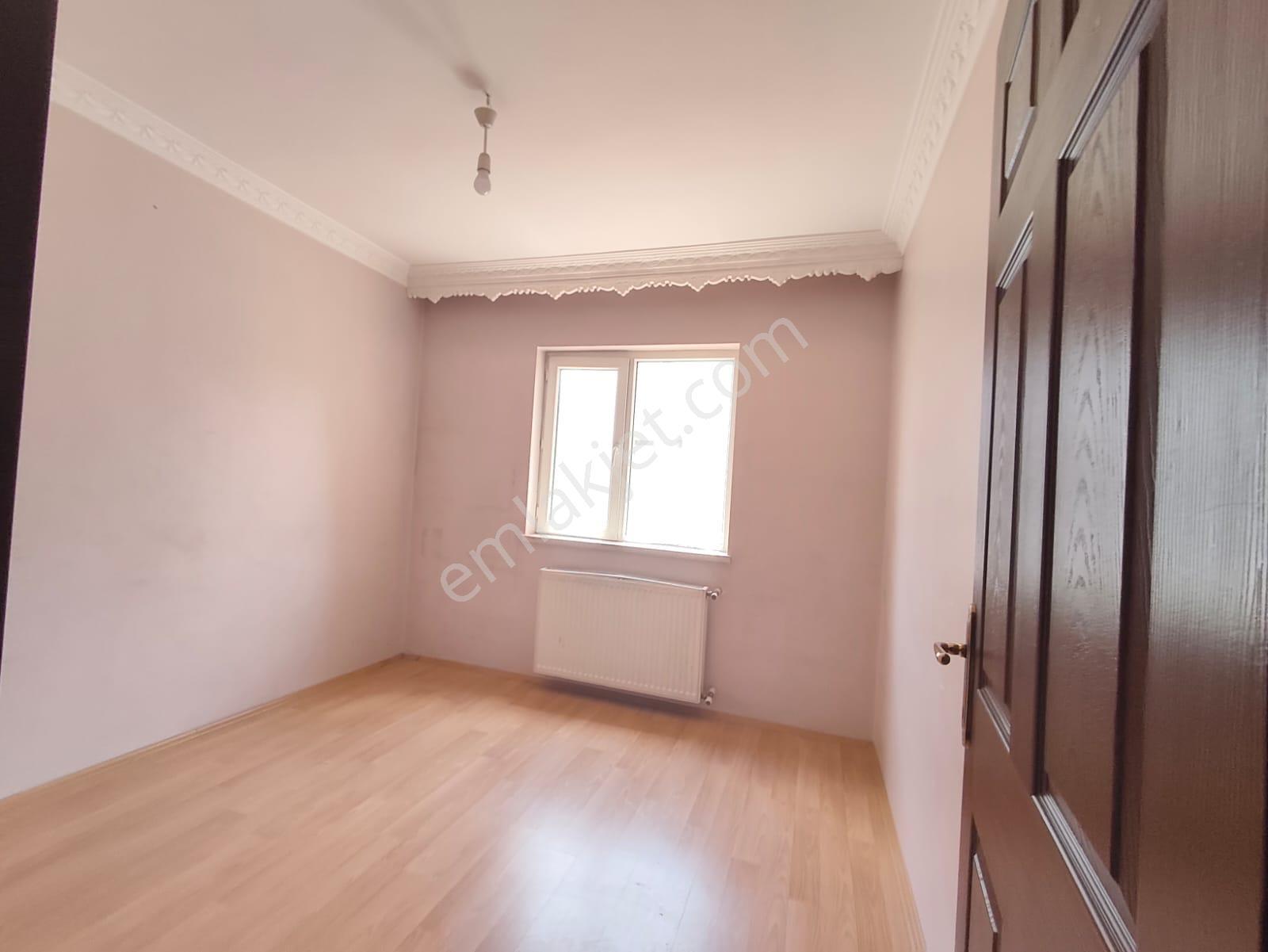 Yılmaz Gayrımenkulden 2 Ara Kat Cadde Üzerı Kıralık Daire - Görsel 33