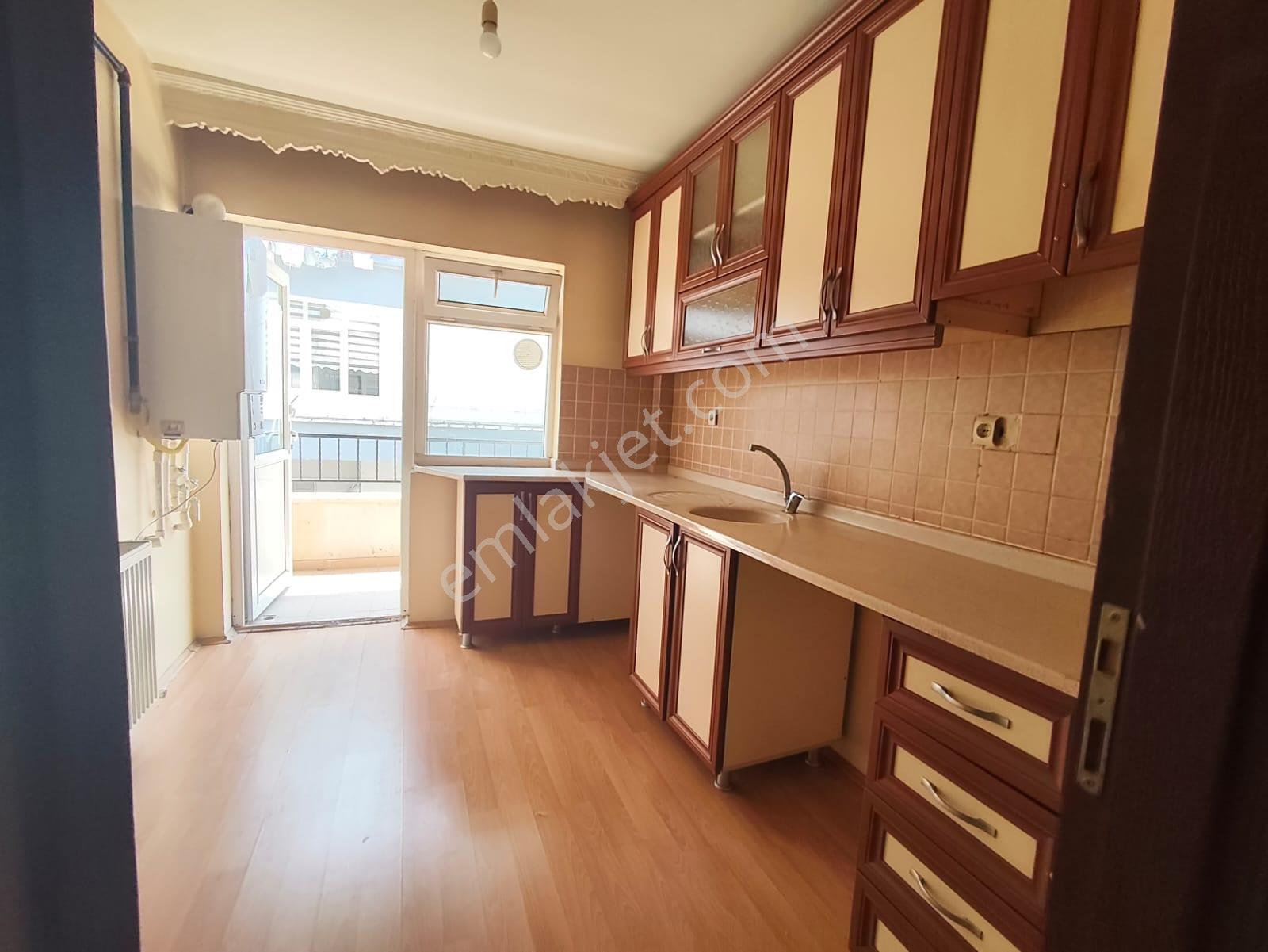 Yılmaz Gayrımenkulden 2 Ara Kat Cadde Üzerı Kıralık Daire - Görsel 20