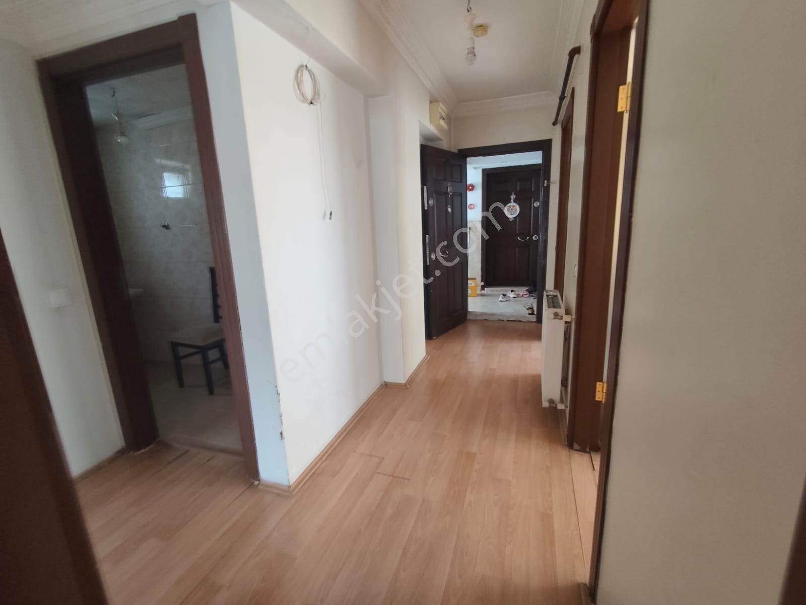 Yılmaz Gayrımenkulden 2 Ara Kat Cadde Üzerı Kıralık Daire - Görsel 16