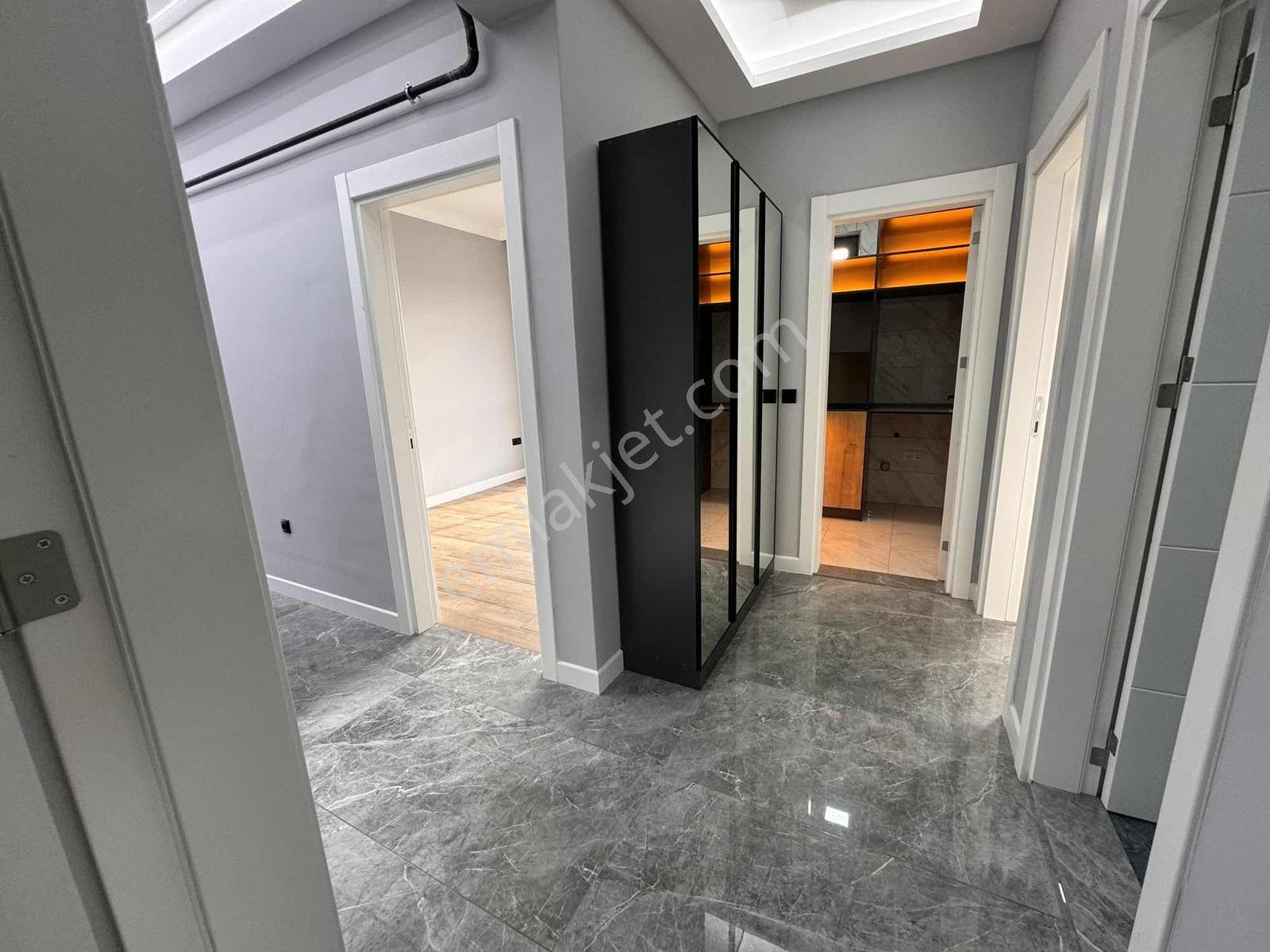 Çağ Emlak'tan Merkez Şeker Mah 324 M2 İçinde 3 Katlı 3 Daire - Görsel 9