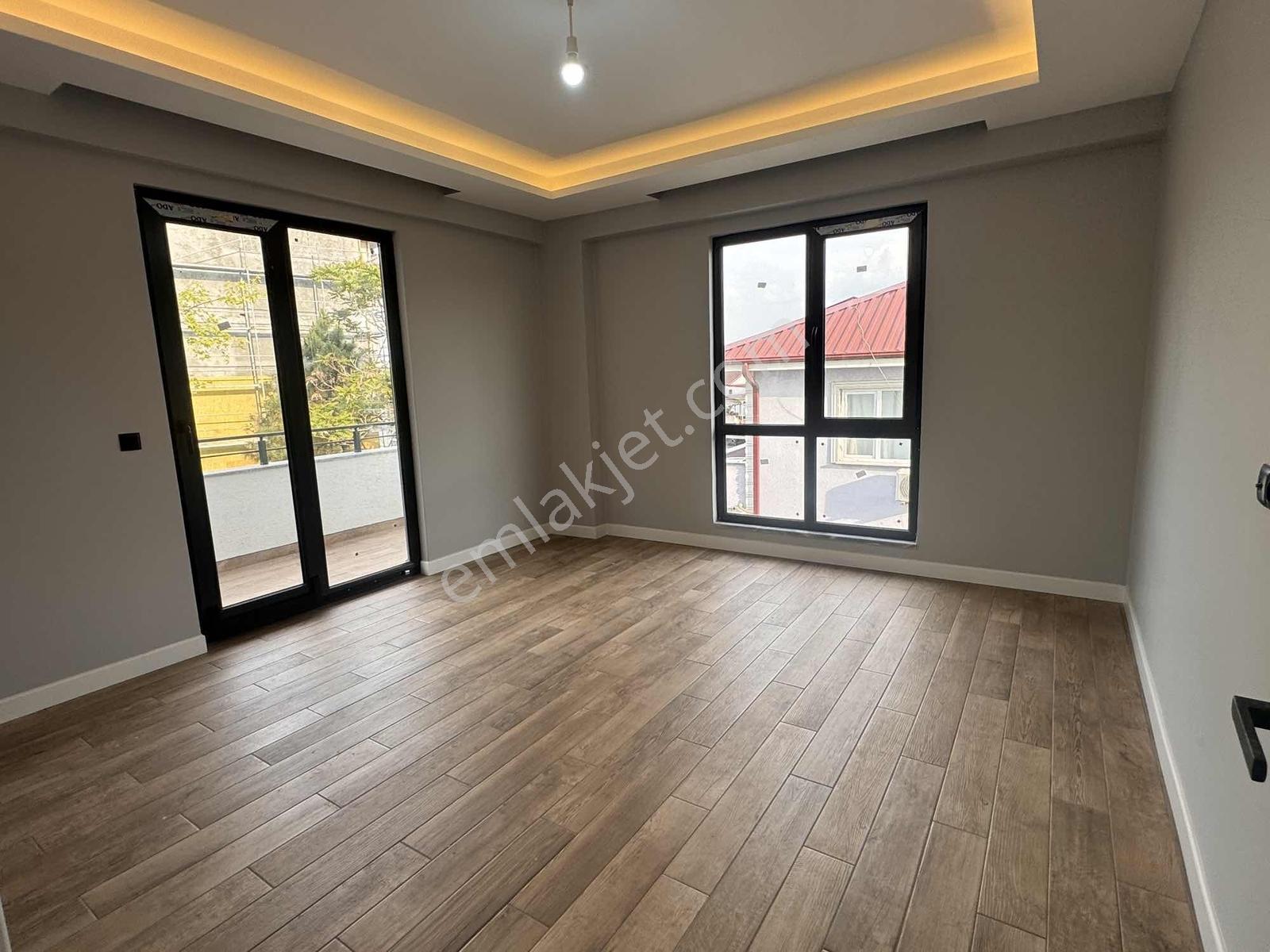 Çağ Emlak'tan Merkez Şeker Mah 324 M2 İçinde 3 Katlı 3 Daire - Görsel 16