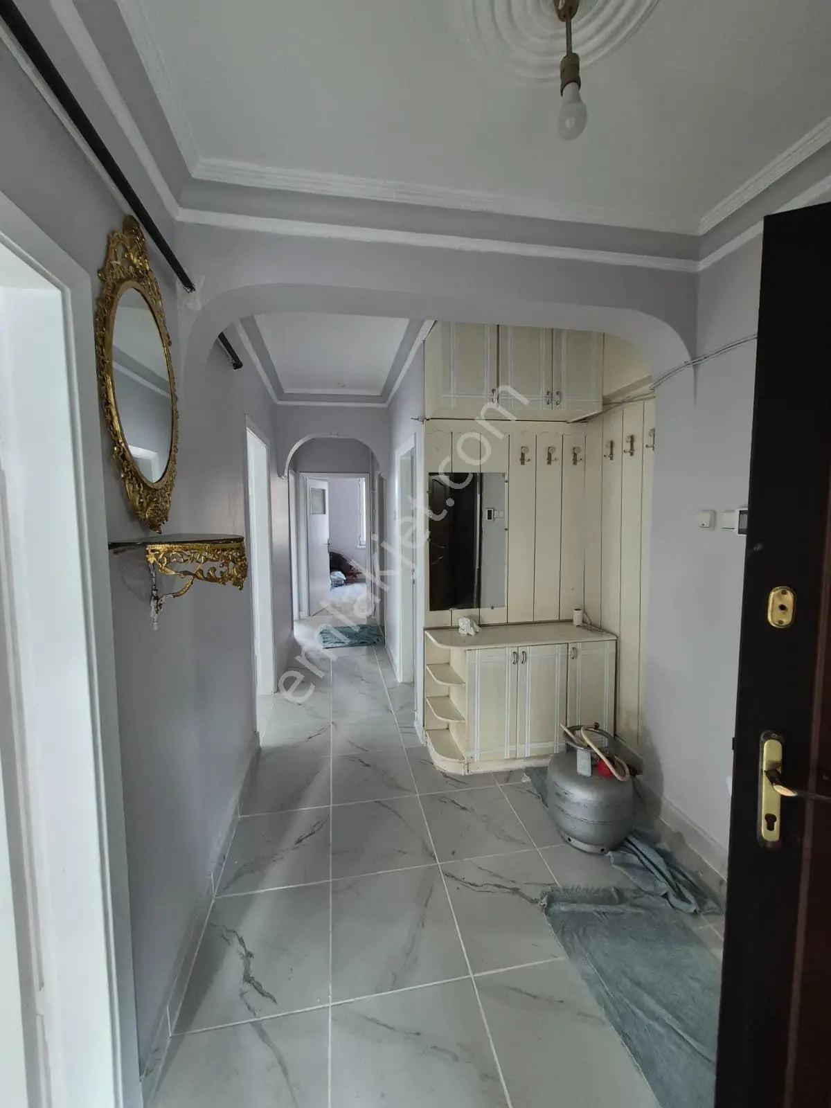 Afyon Üçok Emlaktan Cumhuriyet Mah 3+1 120m² Temiz Bakımlı Kiralık Daire - Görsel 5