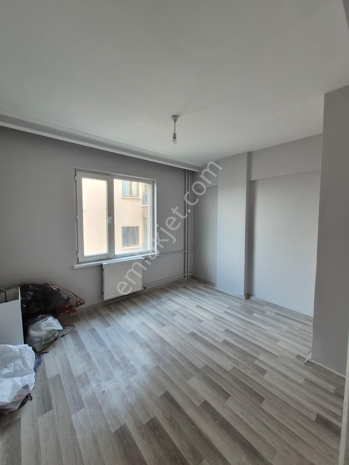 Afyon Üçok Emlaktan Cumhuriyet Mah 3+1 120m² Temiz Bakımlı Kiralık Daire - Görsel 16