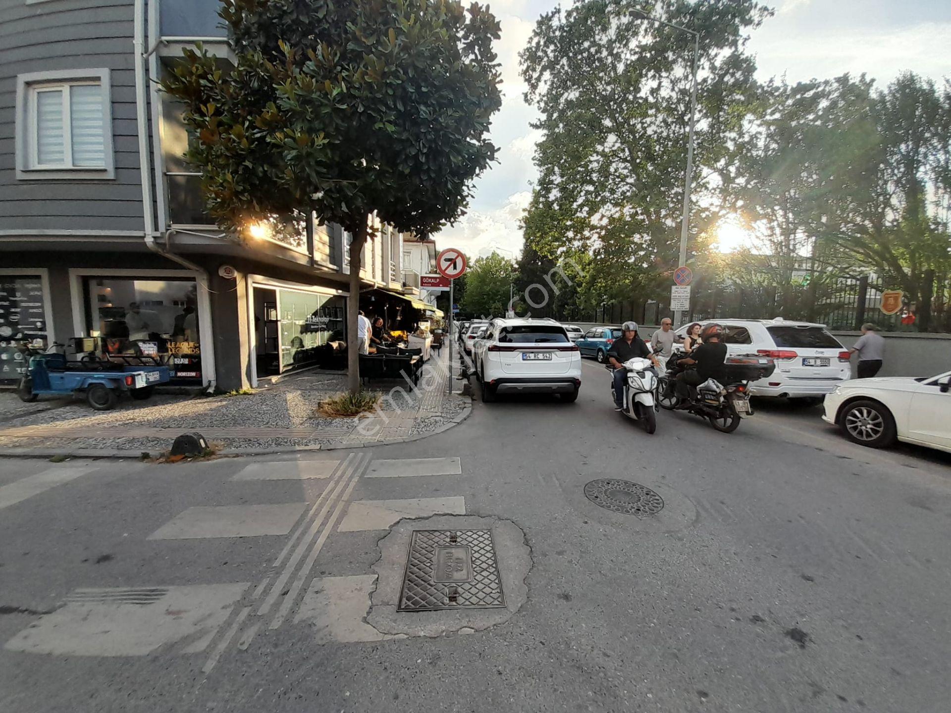 Cumhuriyet Mahallesi Satılık 2+1 Eşyalı Merkezi Daire - Görsel 20