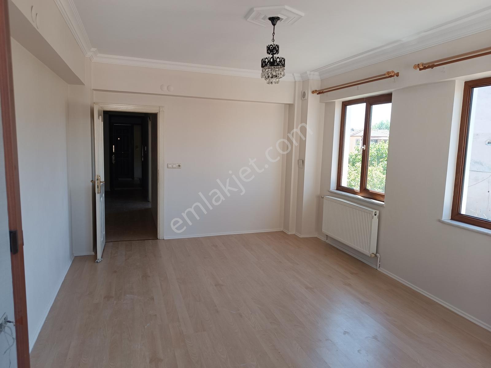 Çağ Emlaktan Sakarya Cad.90m2 2+1 2.kat Kiralık Daire - Görsel 14