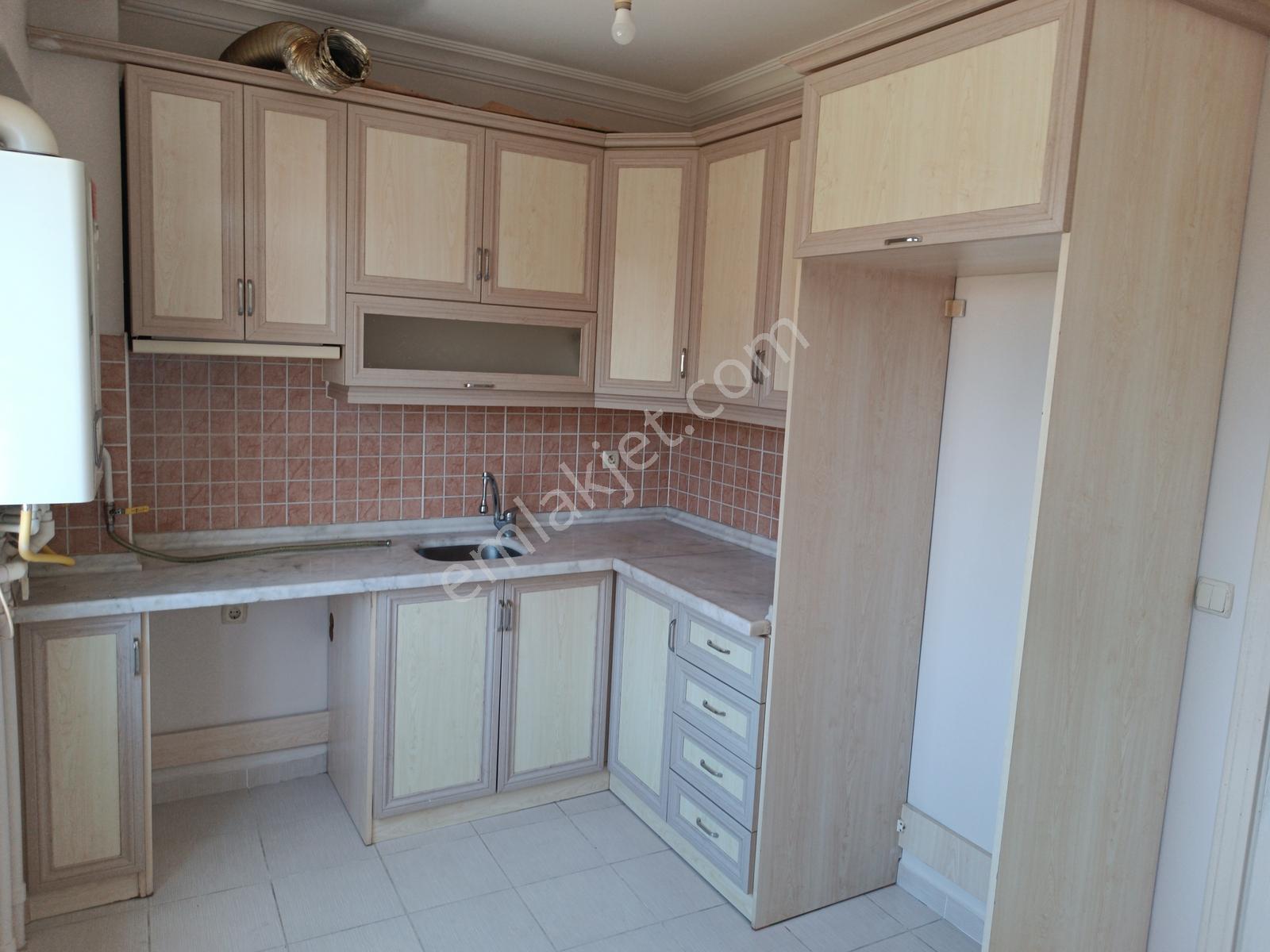 Çağ Emlaktan Sakarya Cad.90m2 2+1 2.kat Kiralık Daire - Görsel 10