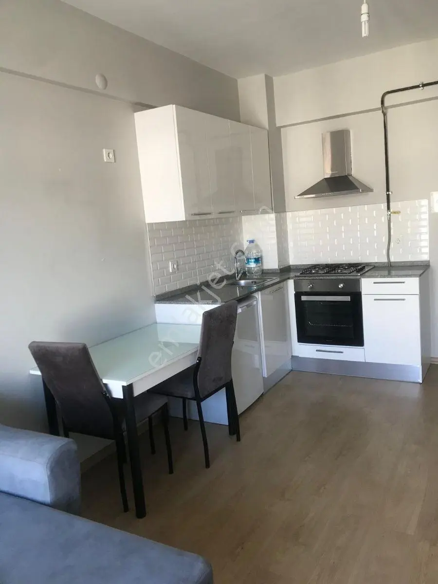 Çağ Emlaktan Mithatpaşa Mah.45m2 1+1 Eşyalı Kiralık Daire