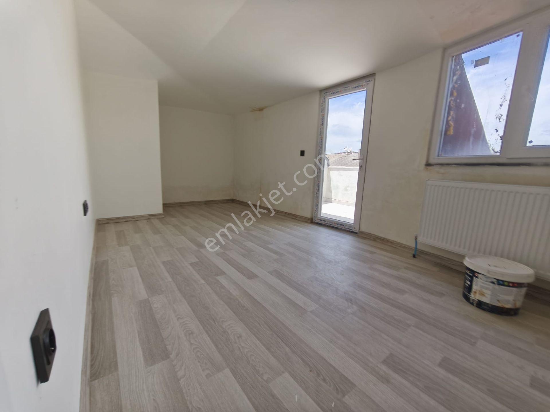 Sultanbeyli Yavuzselim Mah Gületin Yanında Kiralık 120 M.3+1 Üst Düblx - Görsel 8