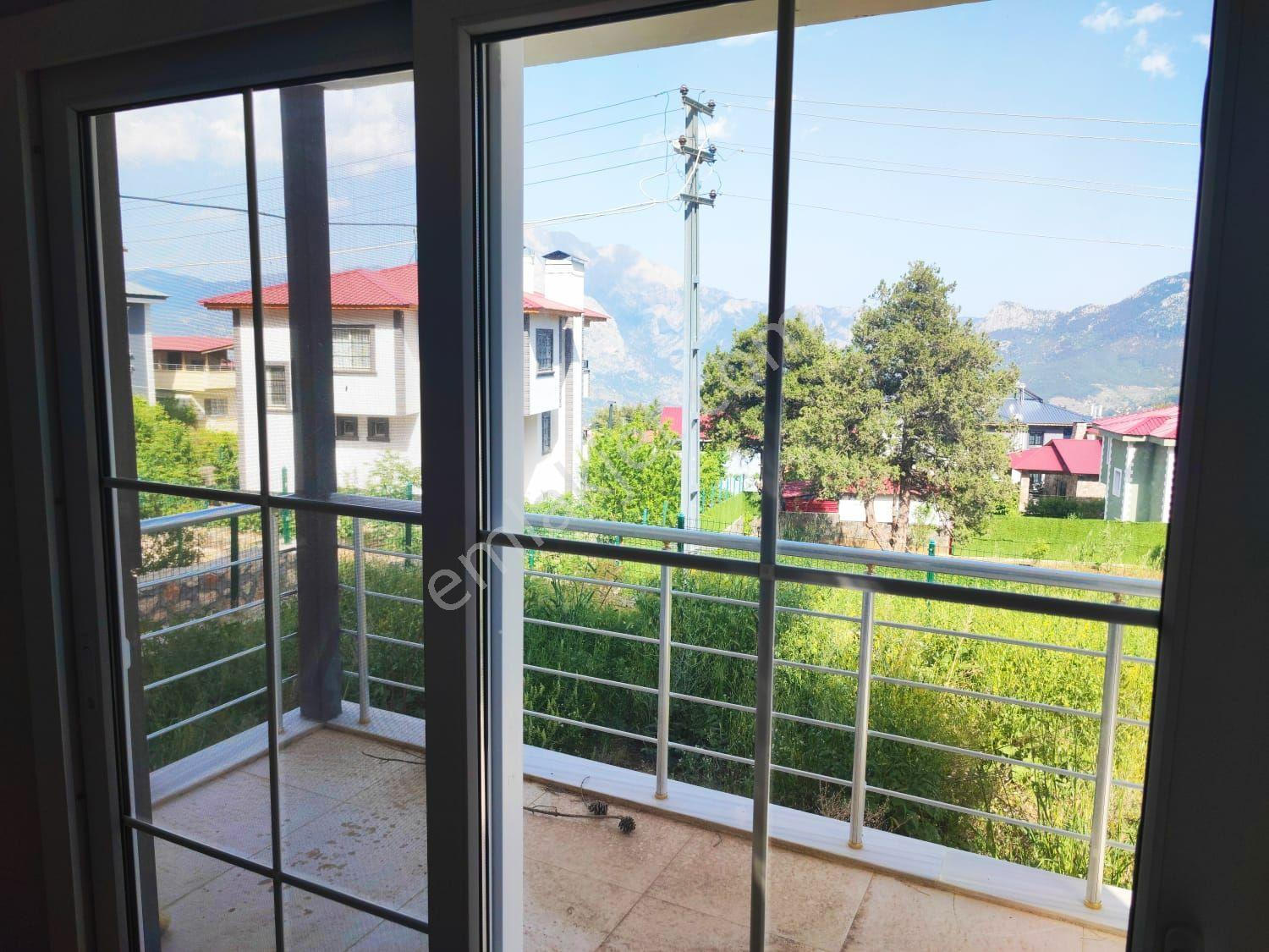 Kar Emlaktan Yenikonacık Yapıtaş Sitesi Üzerinde 4+1 Satılık Dubleks Villa - Görsel 6