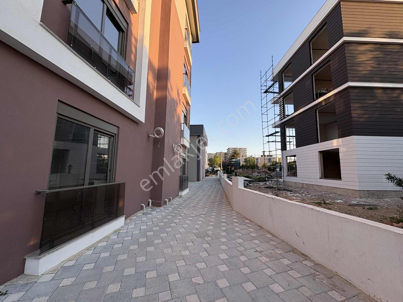 Kardeşkentler Cad Kiralık İskanlı Full Eşyalı 1+1 Daire - Görsel 10