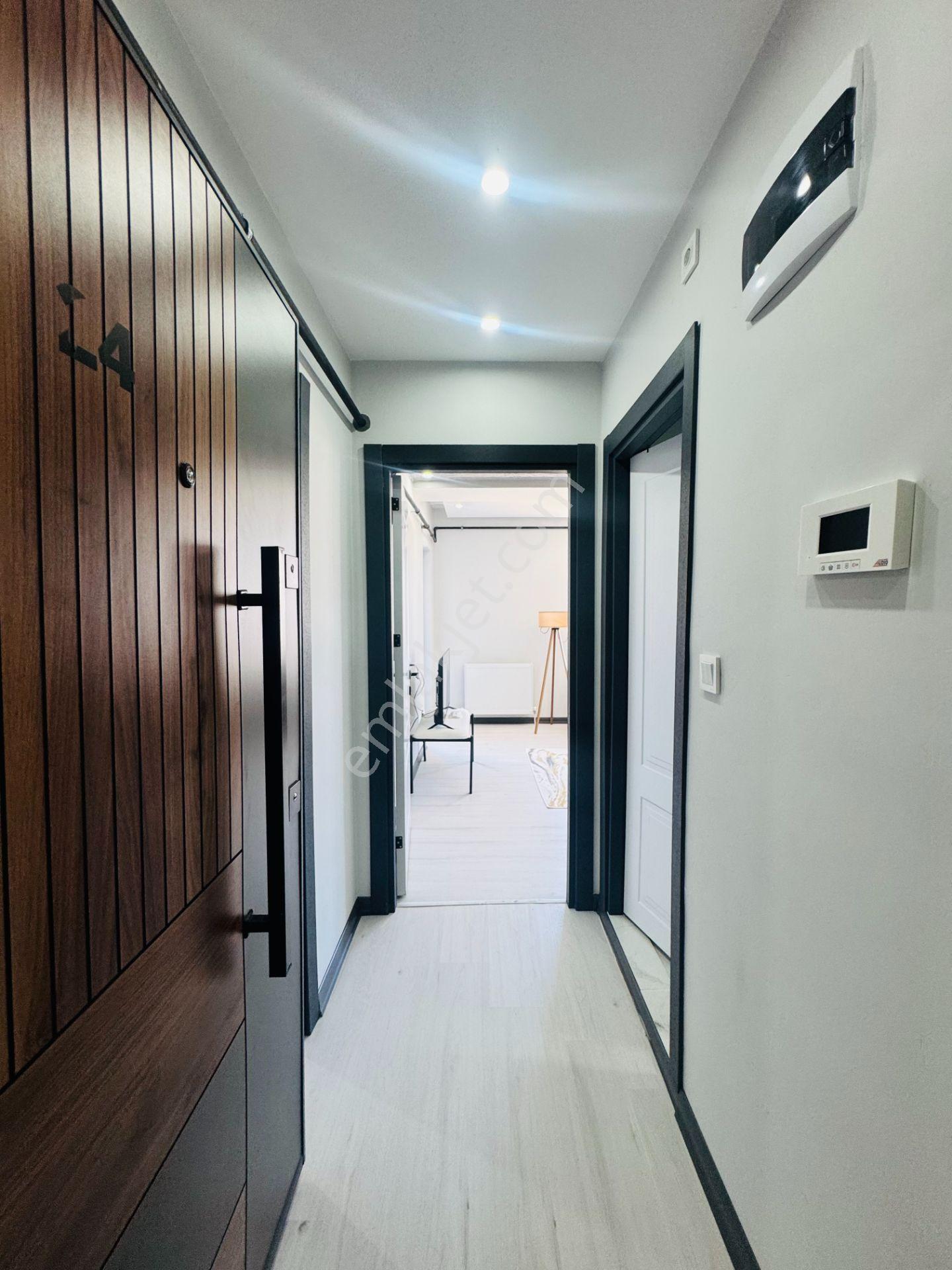 Güven'den Kapaklı'da Hastane Bölgesinde Full Eşyalı Ön Cephe Kiralık 1+1 Daire - Görsel 16