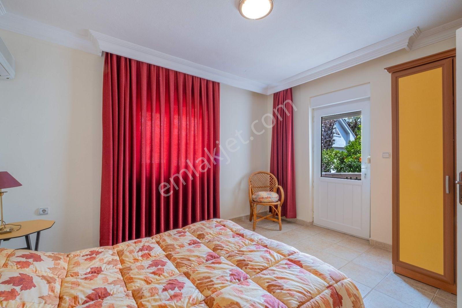 Ayten Yaşar'dan Altıntaş Onur Kent Sitesinde Satılık Villa - Görsel 11