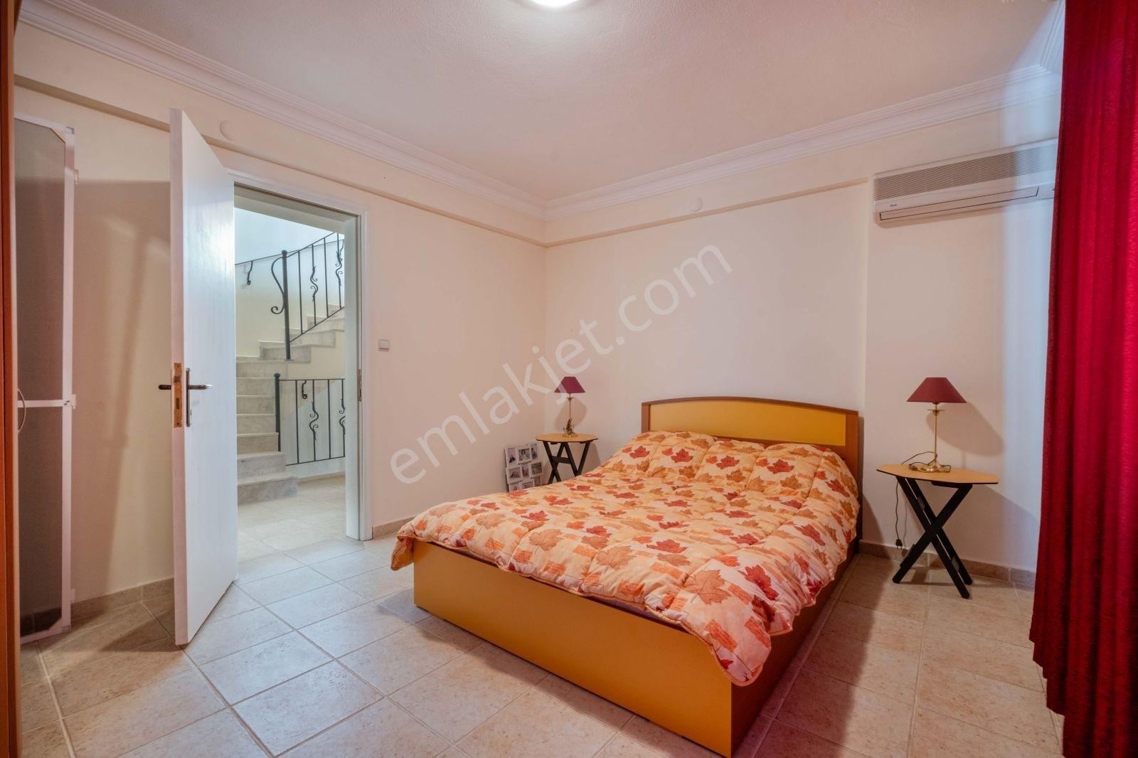 Ayten Yaşar'dan Altıntaş Onur Kent Sitesinde Satılık Villa - Görsel 26