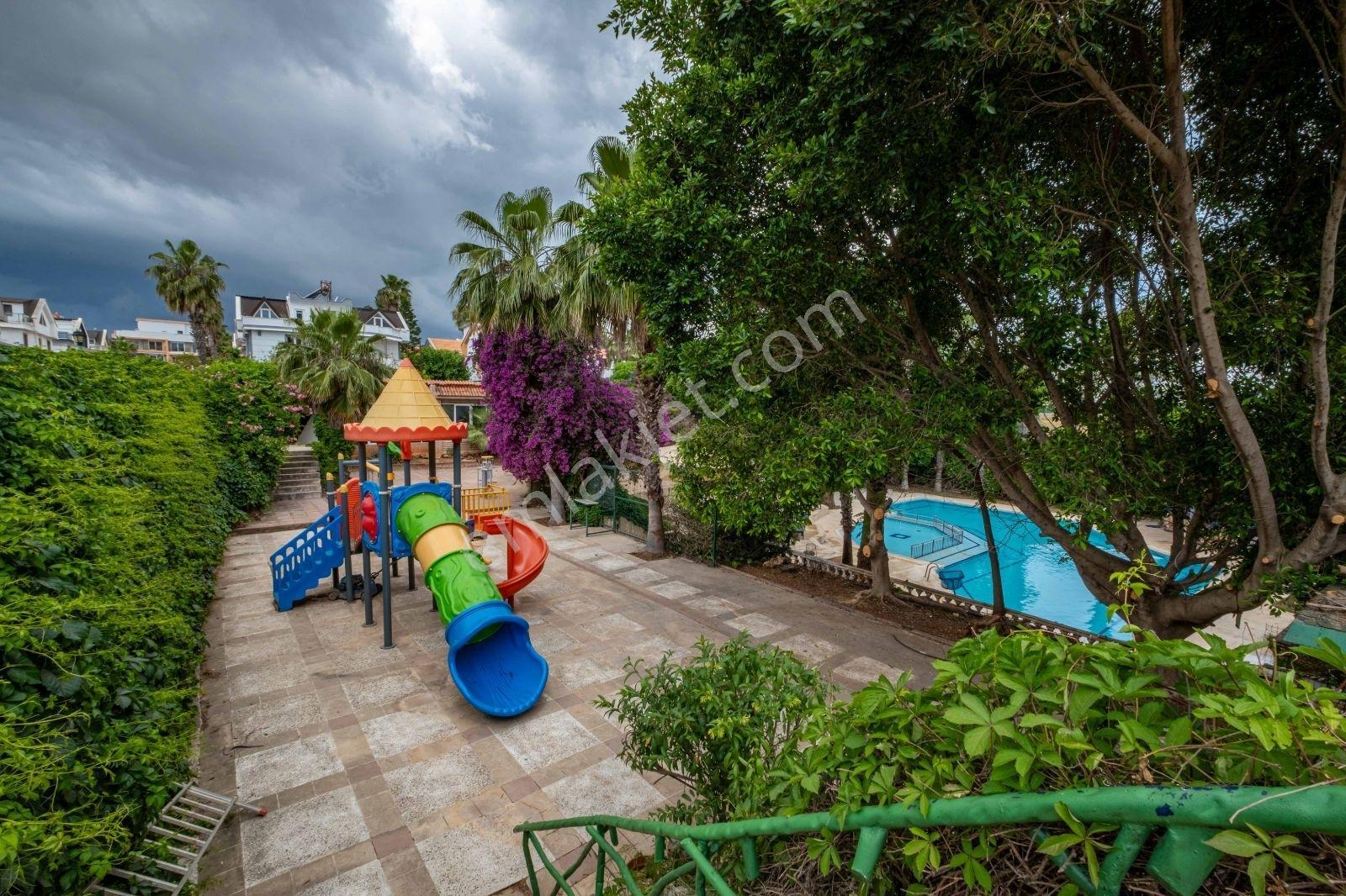 Ayten Yaşar'dan Altıntaş Onur Kent Sitesinde Satılık Villa - Görsel 16
