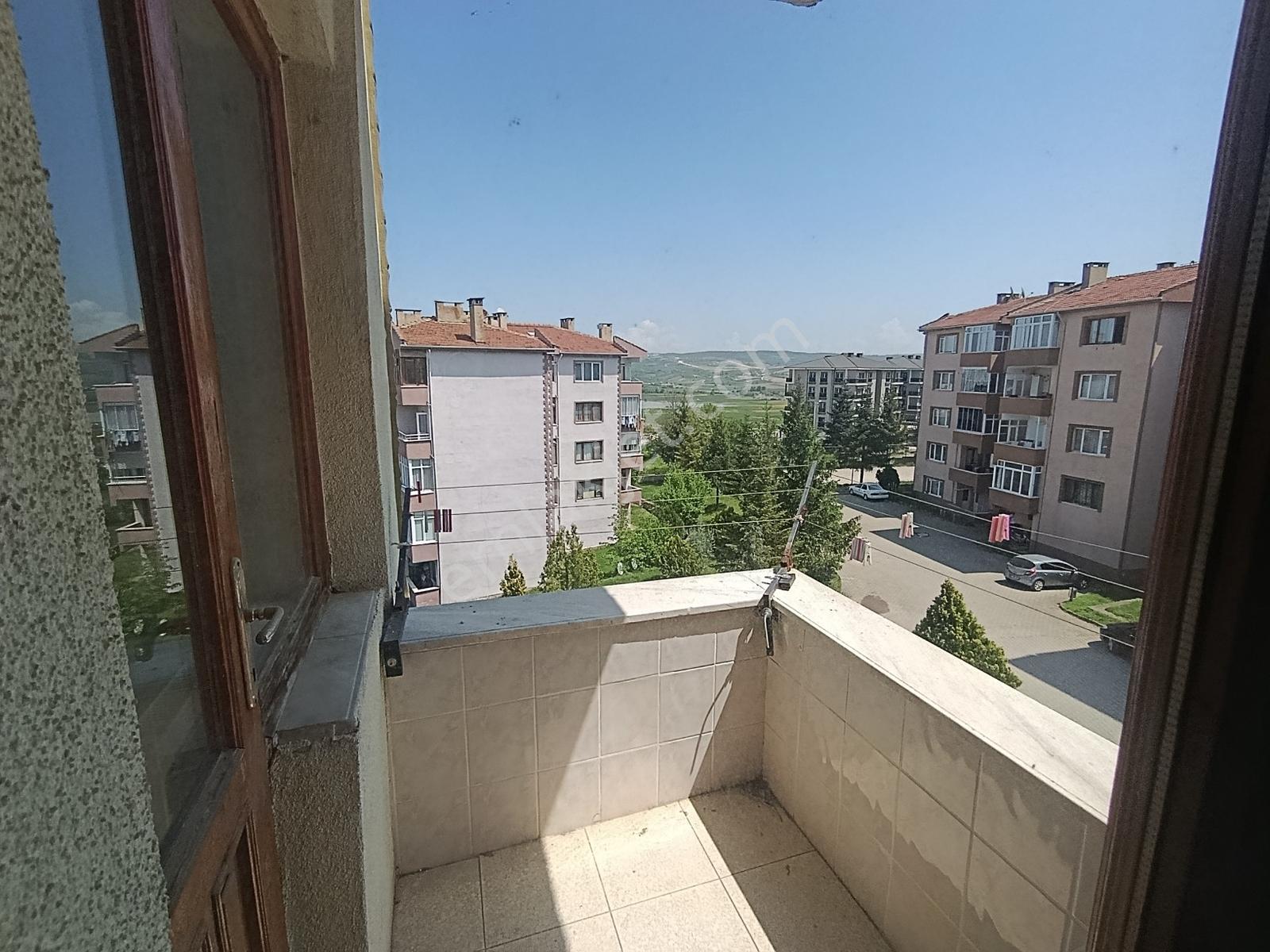 Kariyer'den 3+1 120m2 Arakat Doğa Manzaralı Daire Kiralık - Görsel 24