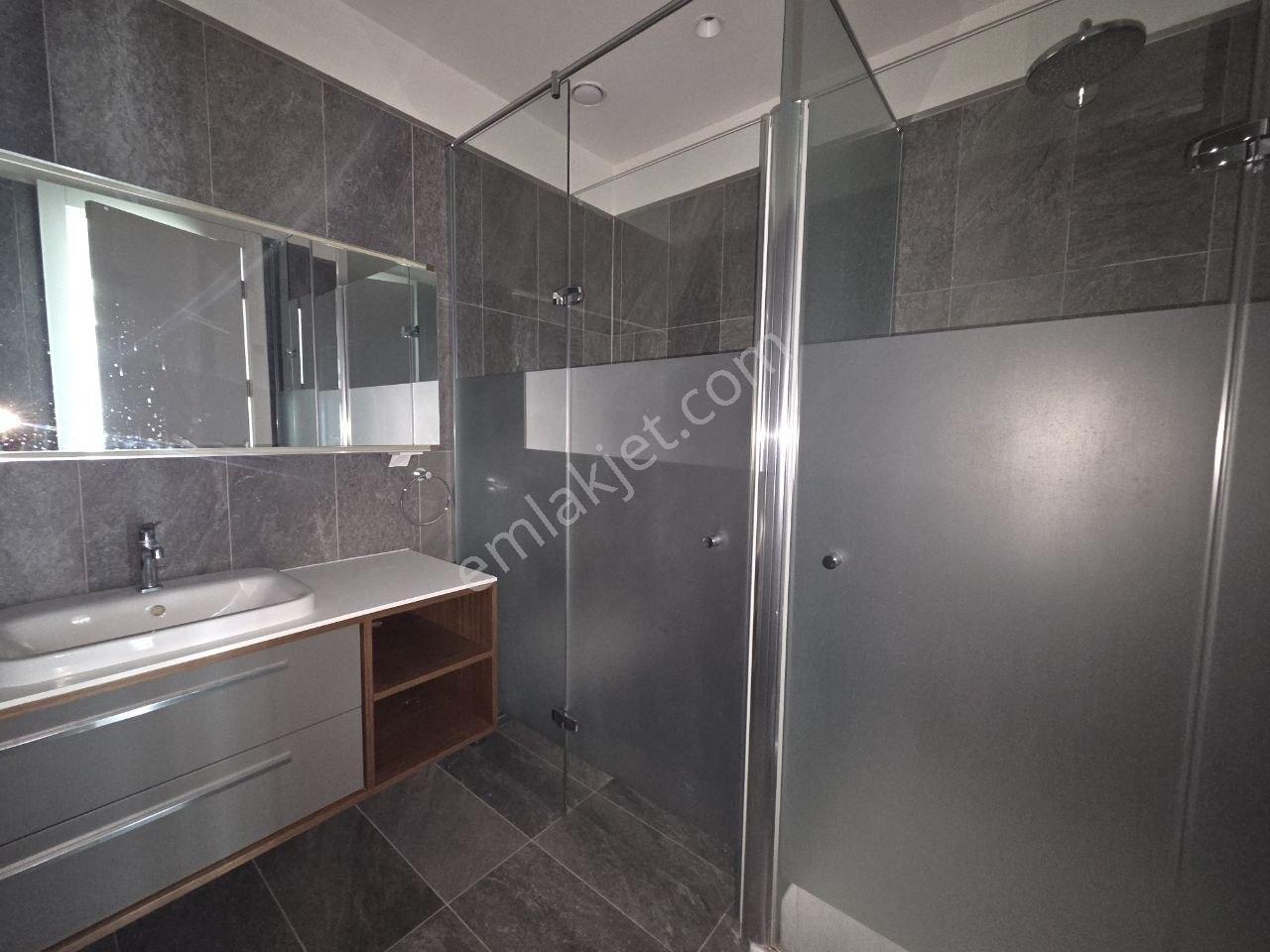Maslak 42'de Şehir Manzaralı | Lüks 1+1 Kiralık Daire - Görsel 16