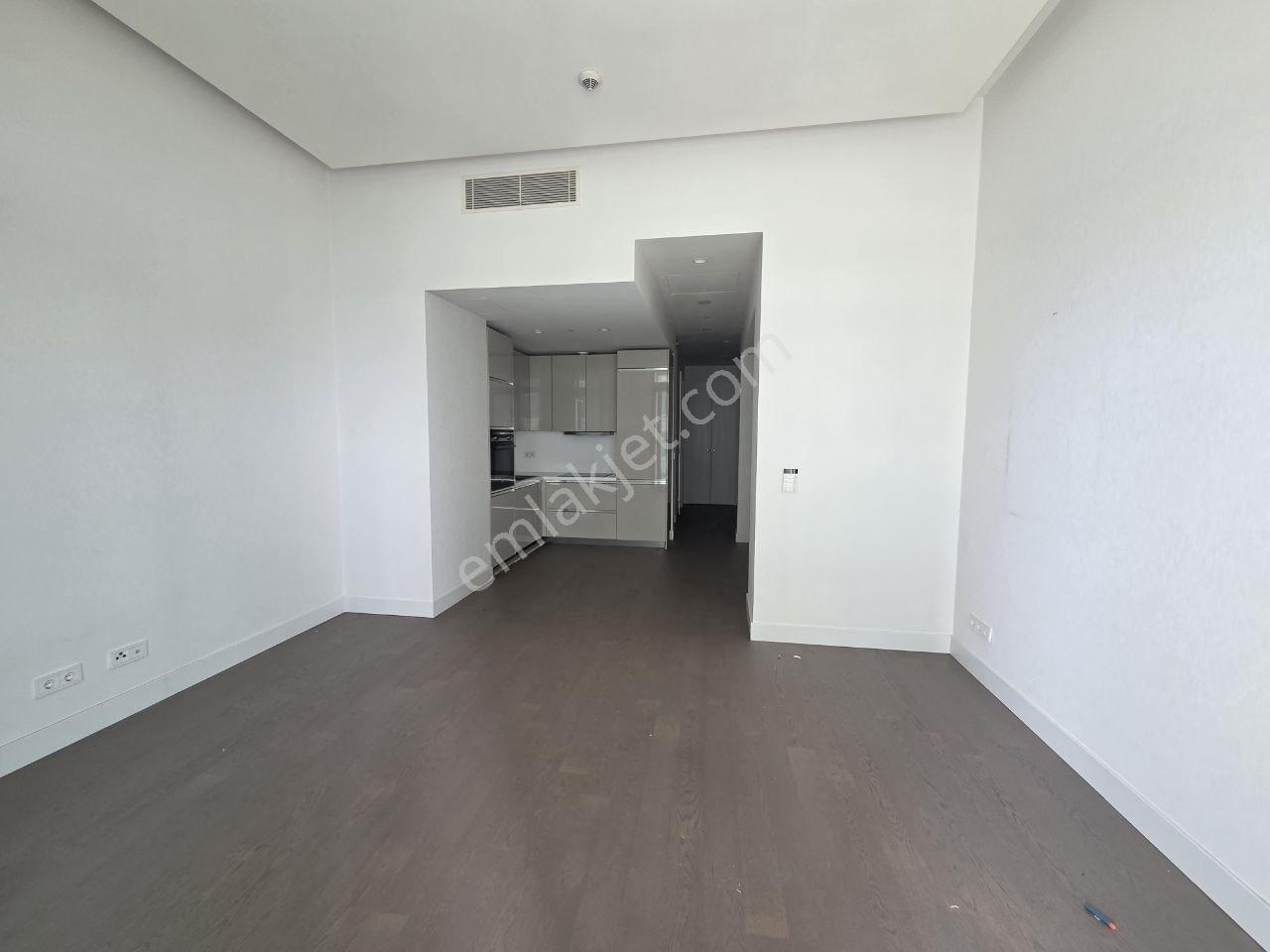 Maslak 42'de Şehir Manzaralı | Lüks 1+1 Kiralık Daire - Görsel 6