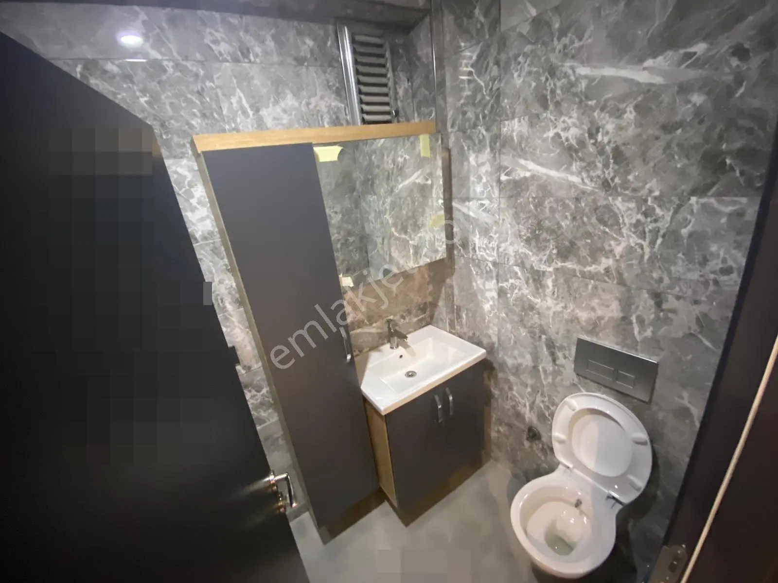Arevtürk'den Çınar'da Sıfır Eşya Kiralık 75 M2 2+1 Eşyalı Daire - Görsel 2