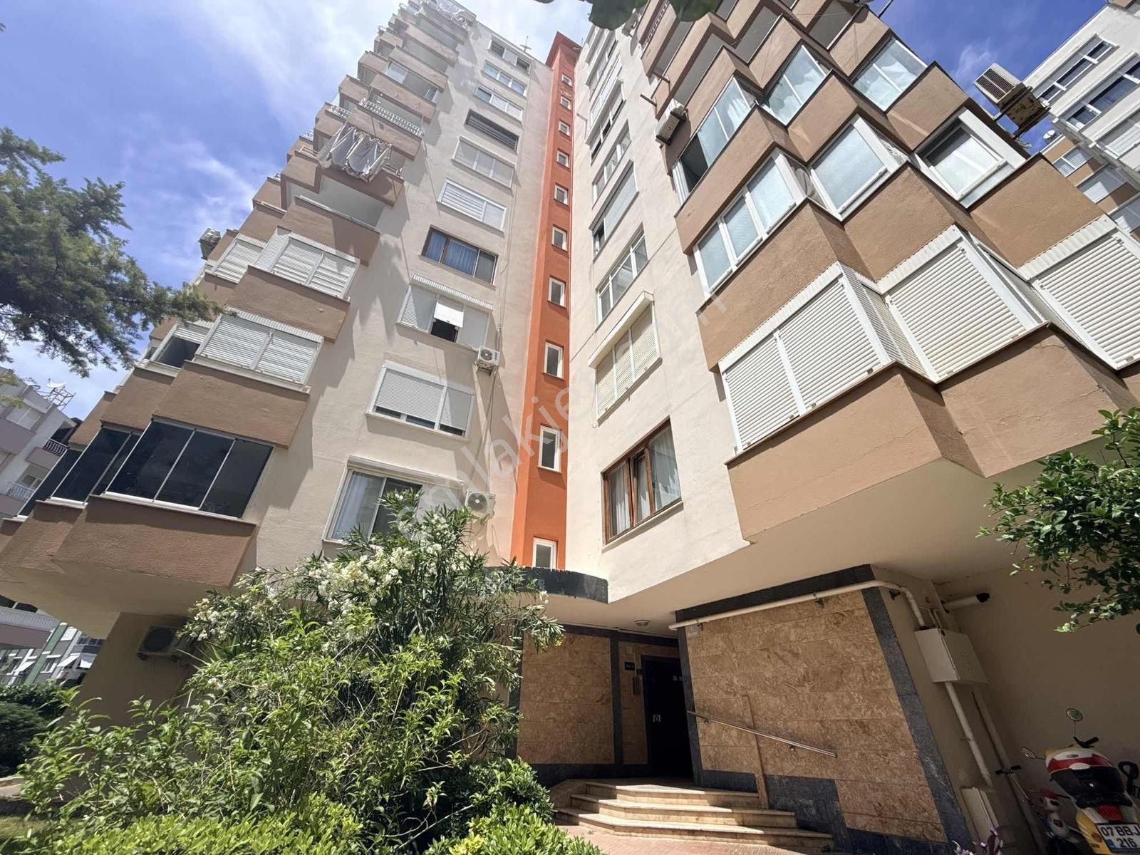 Çağlayan Da Asansörlü Havuzlu Sitede 3+1 Daire - Görsel 18