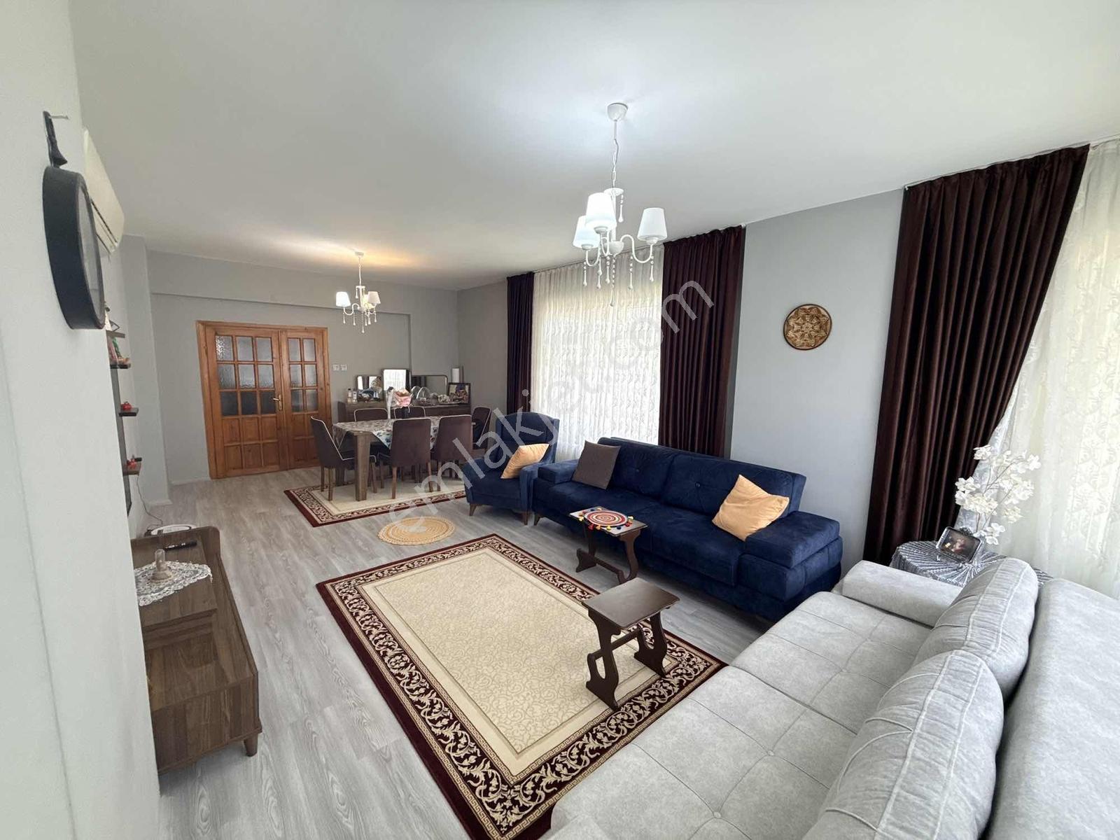 Çağlayan Da Asansörlü Havuzlu Sitede 3+1 Daire - Görsel 19