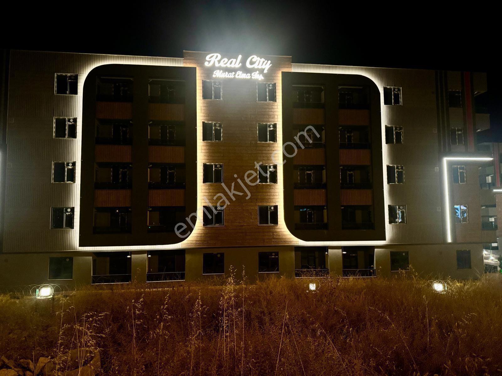 Şanlıurfa'damerkkezi Konumda Kamu Kurumları Lokasyonuna Ulaşım Kolaylığı Olan Daireler. - Görsel 27
