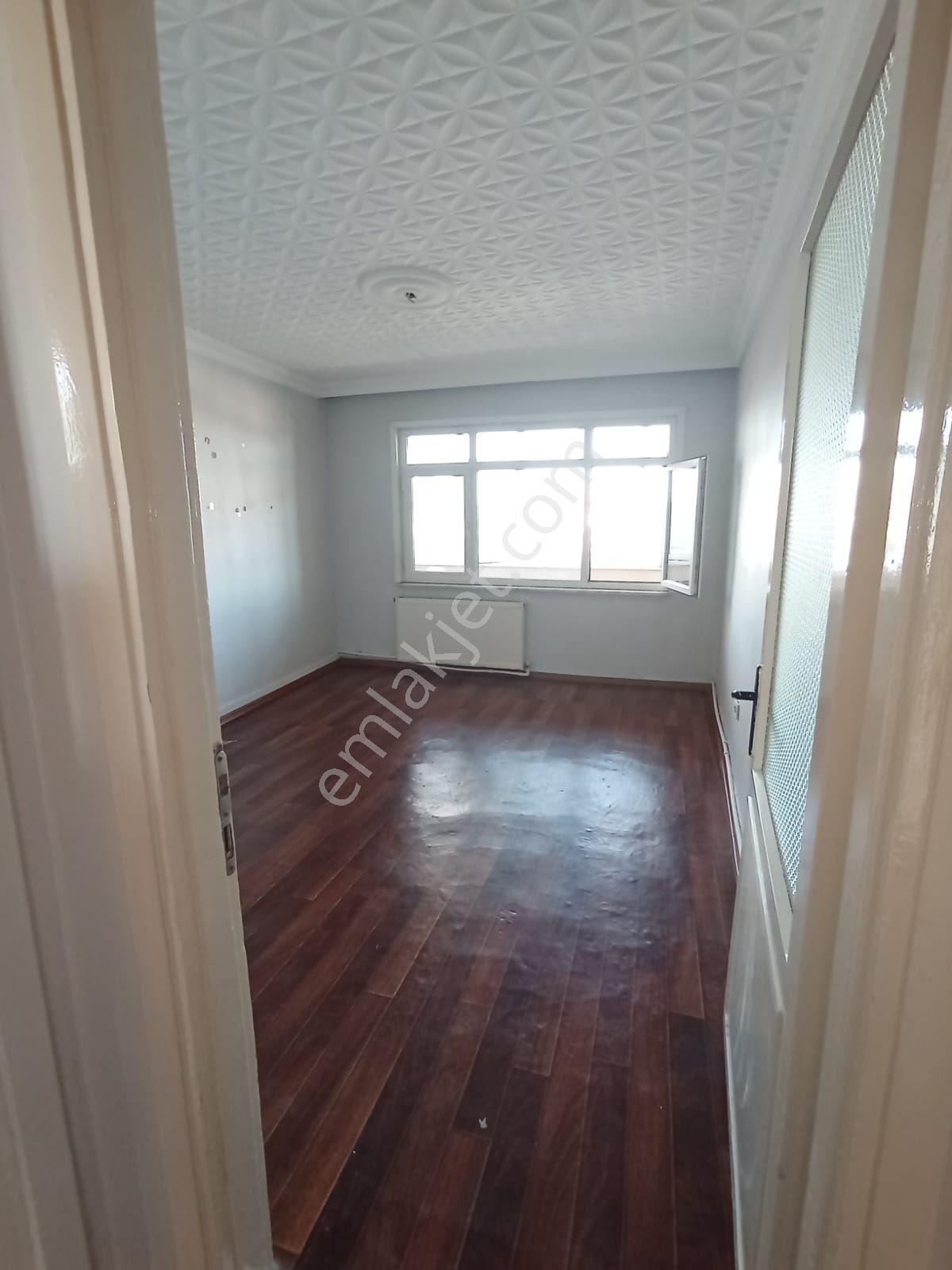 Beyoğlu Kasımpaşa Nalıncı Yokuşu'nda Kiralık 3+1, 120m2, 5.kat (asansör Yok) - Sözgen'den - 287k- - Görsel 17