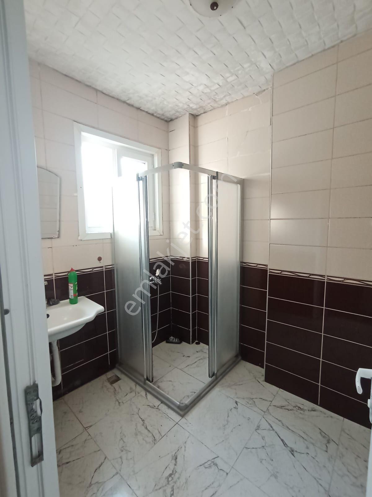 Beyoğlu Kasımpaşa Nalıncı Yokuşu'nda Kiralık 3+1, 120m2, 5.kat (asansör Yok) - Sözgen'den - 287k- - Görsel 24