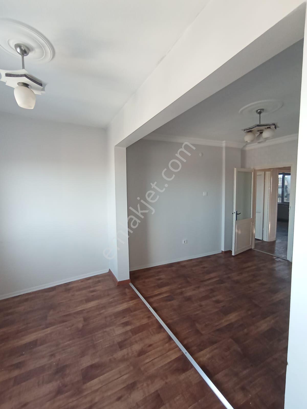 Beyoğlu Kasımpaşa Nalıncı Yokuşu'nda Kiralık 3+1, 120m2, 5.kat (asansör Yok) - Sözgen'den - 287k- - Görsel 15