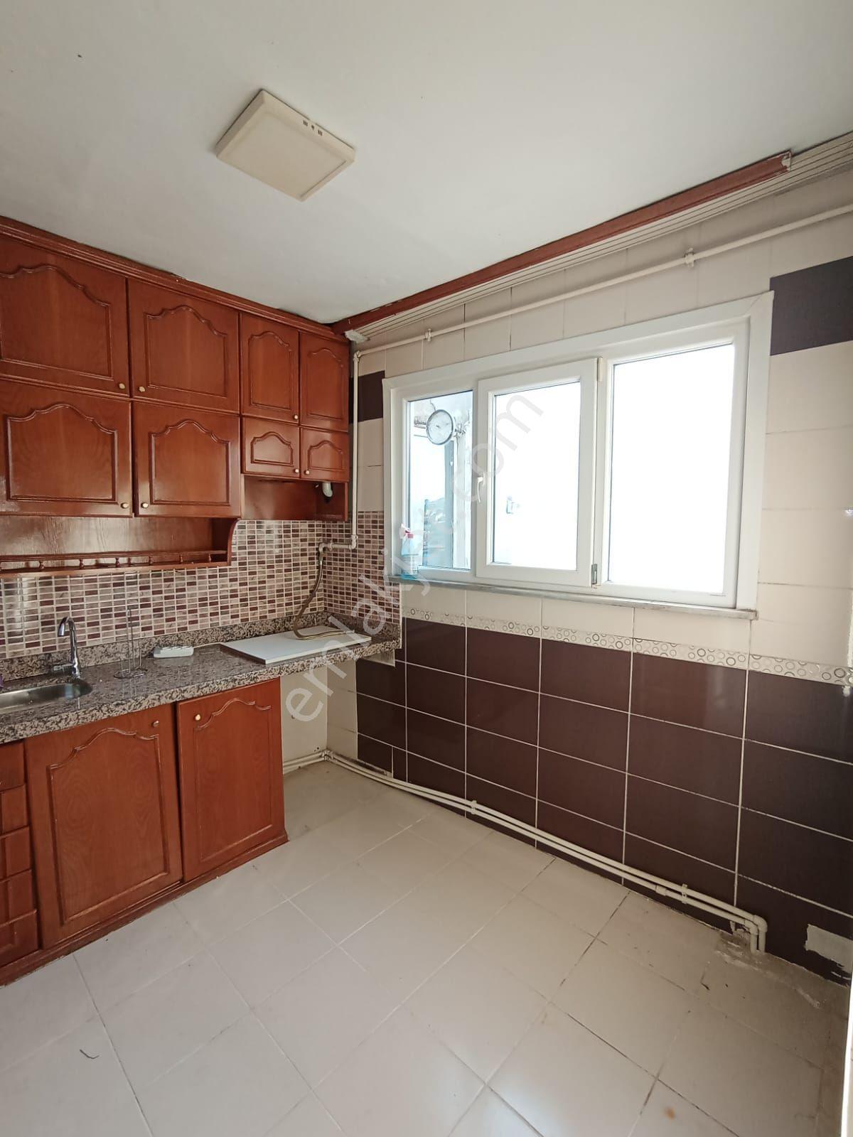 Beyoğlu Kasımpaşa Nalıncı Yokuşu'nda Kiralık 3+1, 120m2, 5.kat (asansör Yok) - Sözgen'den - 287k- - Görsel 28