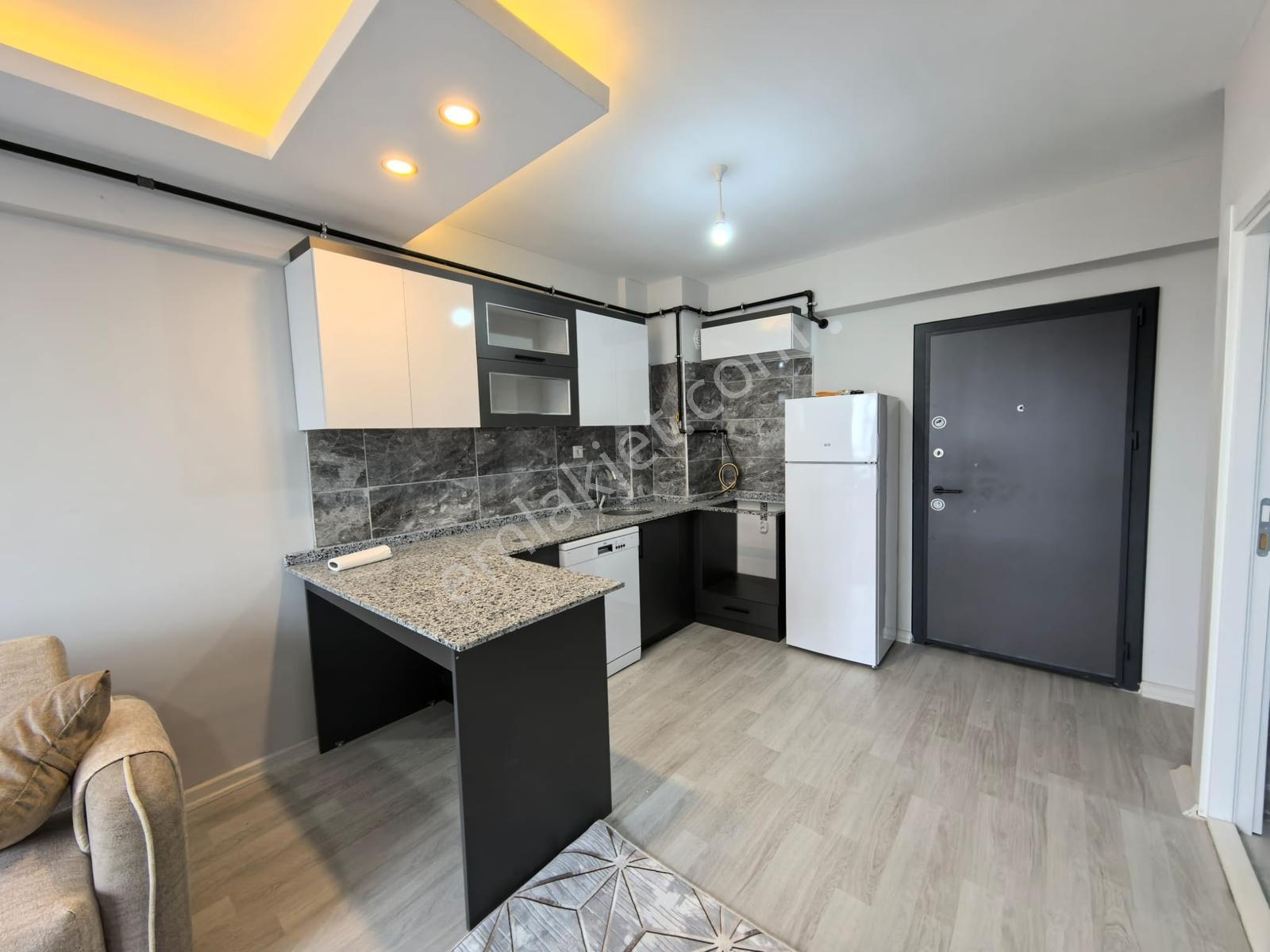 Kuzeykent'te Sıfır Eşyalı Kiracılı Arakat Satılık 1+1 Daire - Görsel 5