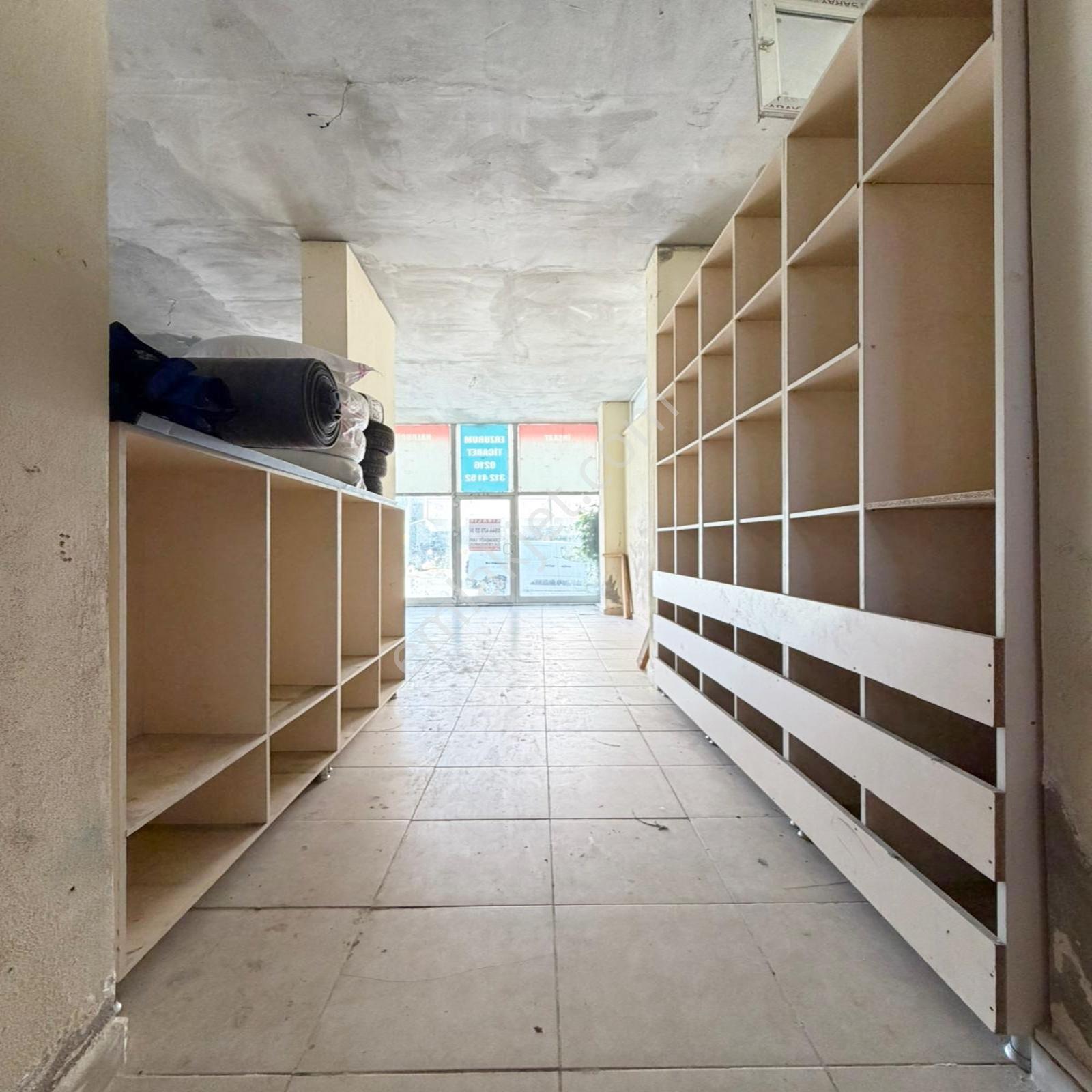 Çekmeköy Yapı Gayrimenkul'den Cadde Üstü Kiralık Dükkan !! - Görsel 3