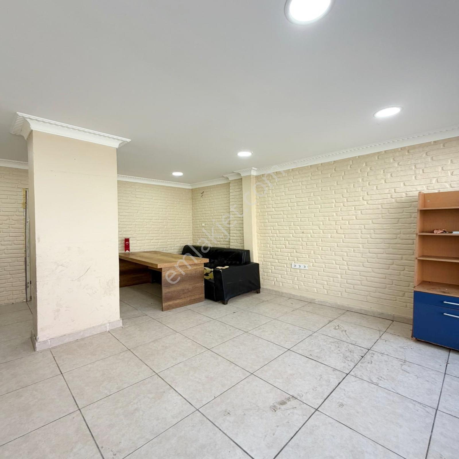 Çekmeköy Yapı Gayrimenkul'den Cadde Üstü Kiralık Dükkan !! - Görsel 13