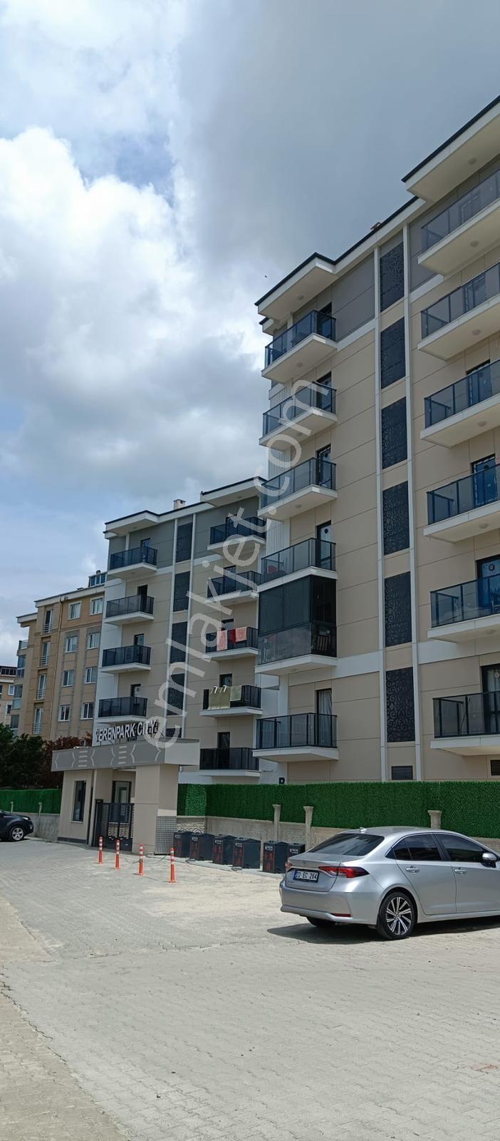 Nusratiye De Site İçi Havuzlu Kıralık 1+1 Daire