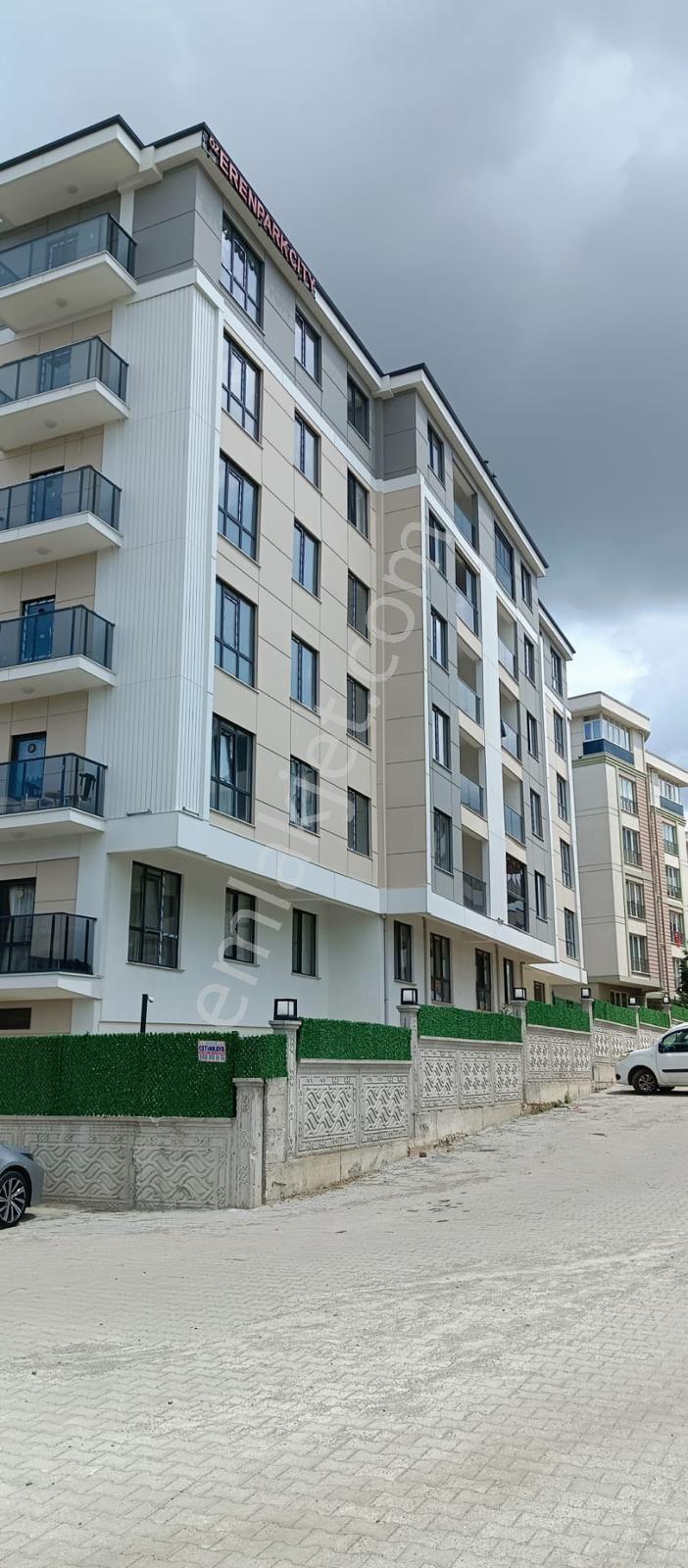 Nusratiye De Site İçi Havuzlu Kıralık 1+1 Daire - Görsel 12