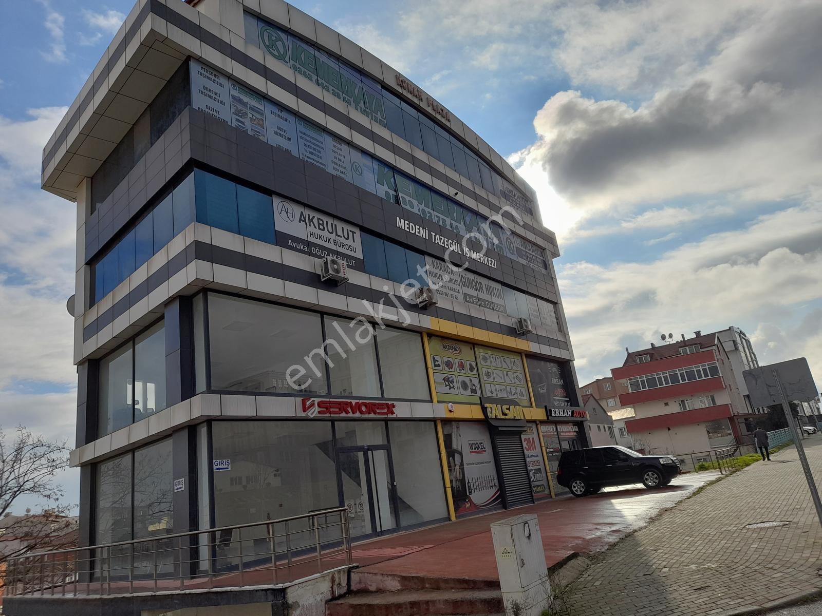 Gebze Adliye Karşısı Cadde Üstü 3 Kat Kiralık Dükkan - Görsel 2