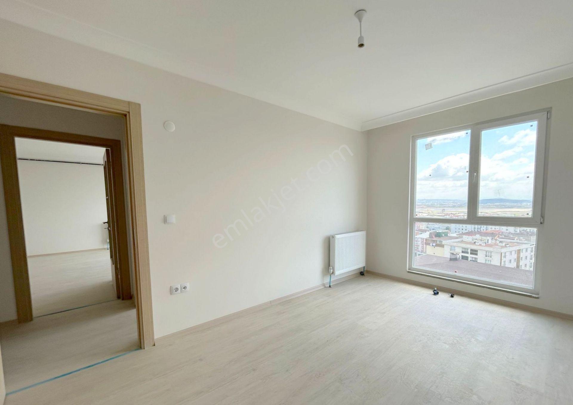 Mertcan'dan Havuzlu Güvenlikli Sitede Ara Kat 2+1 Daire - Görsel 3