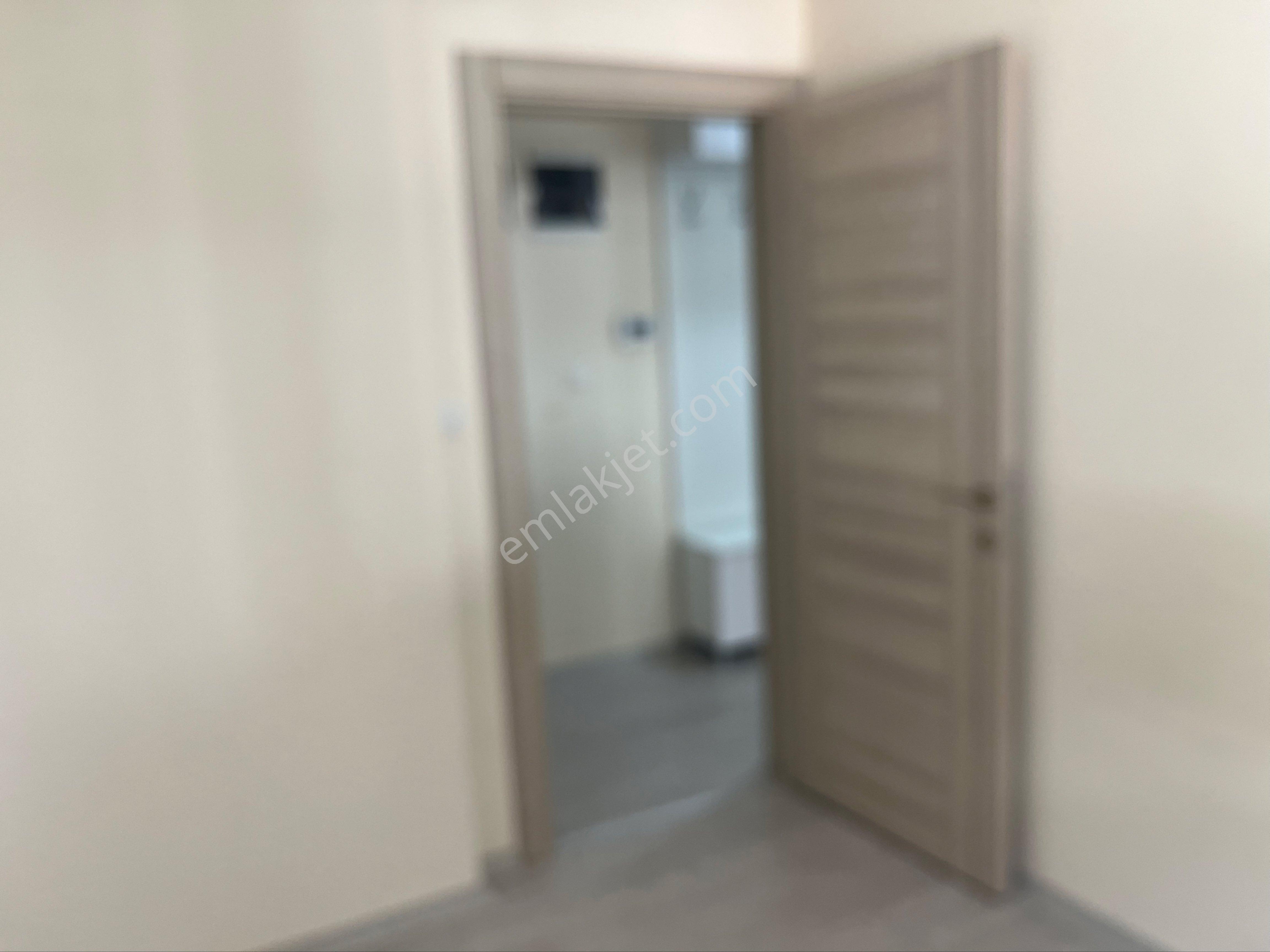 Uşak Merkez Kemalöz Mahallesinde Kiralık 2+1 Daire - Görsel 12
