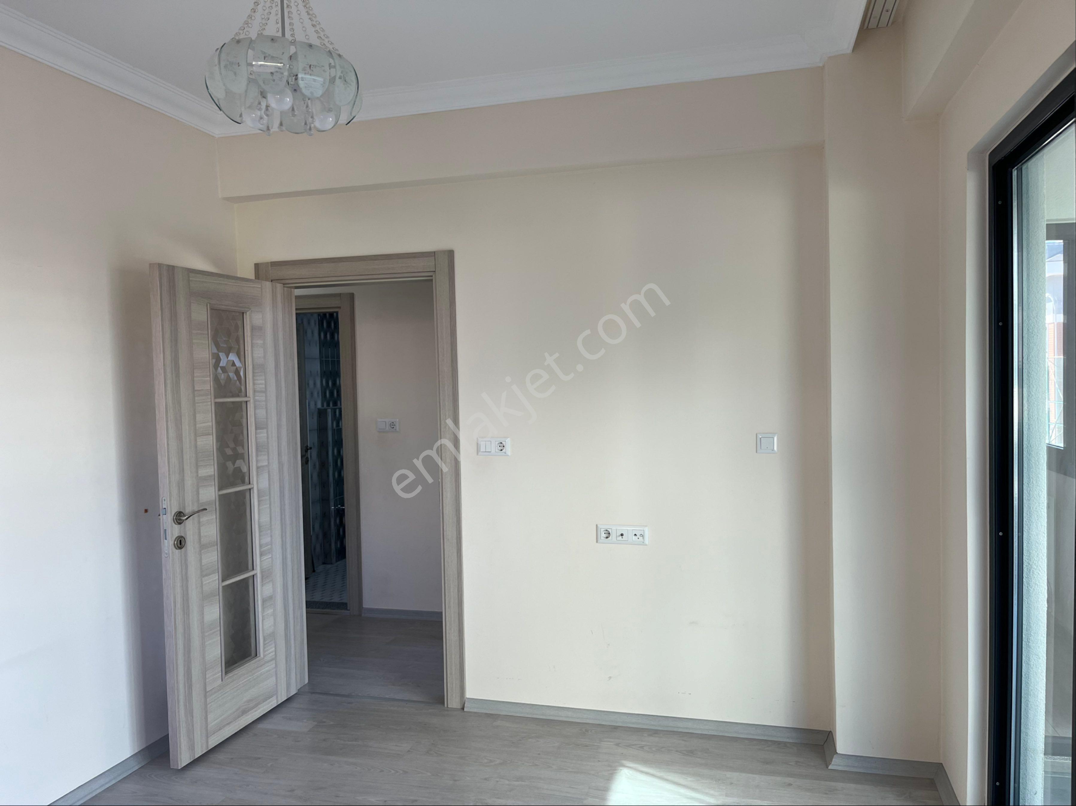 Uşak Merkez Kemalöz Mahallesinde Kiralık 2+1 Daire - Görsel 16