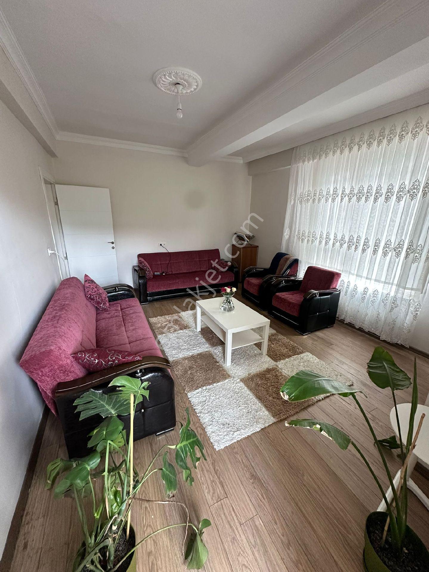 Sedat Sağır Ortaokulunun Yanında 2+1 Kiralık