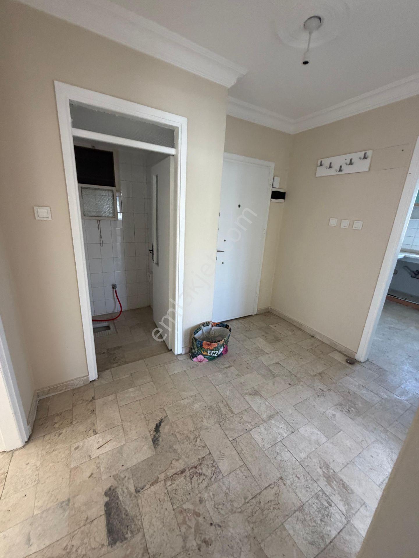 Dikili Ümmetoğlu'ndan Şehir Merkezinde 2+1 Ara'kat Kiralık Daire - Görsel 7