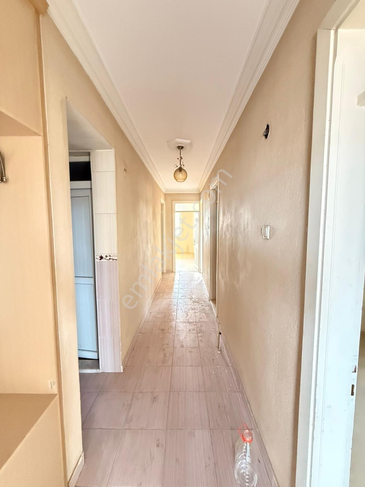 Manisa Alaşehir Alper Gayrimenkulden Beş Eylül Mah. 235 M2 Ebeveyn Banyolu 4+1 Daire - Görsel 12