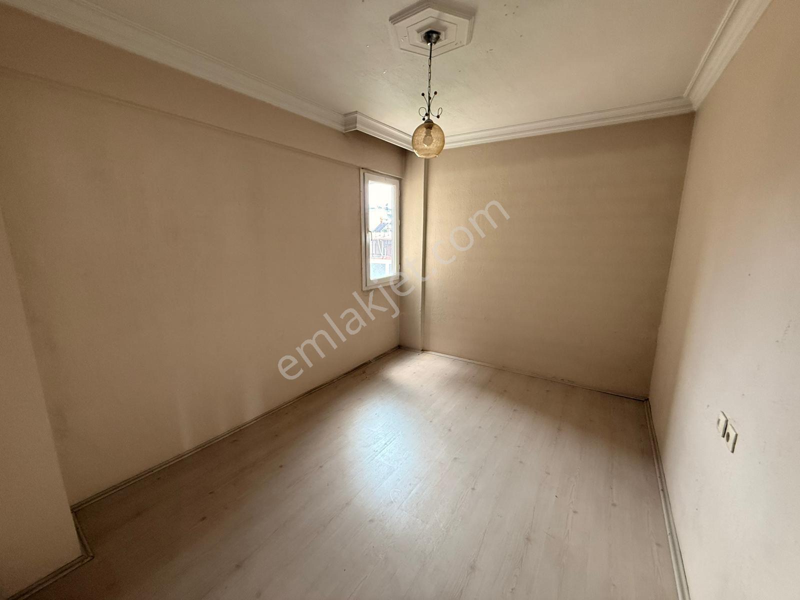 Manisa Alaşehir Alper Gayrimenkulden Beş Eylül Mah. 235 M2 Ebeveyn Banyolu 4+1 Daire - Görsel 14