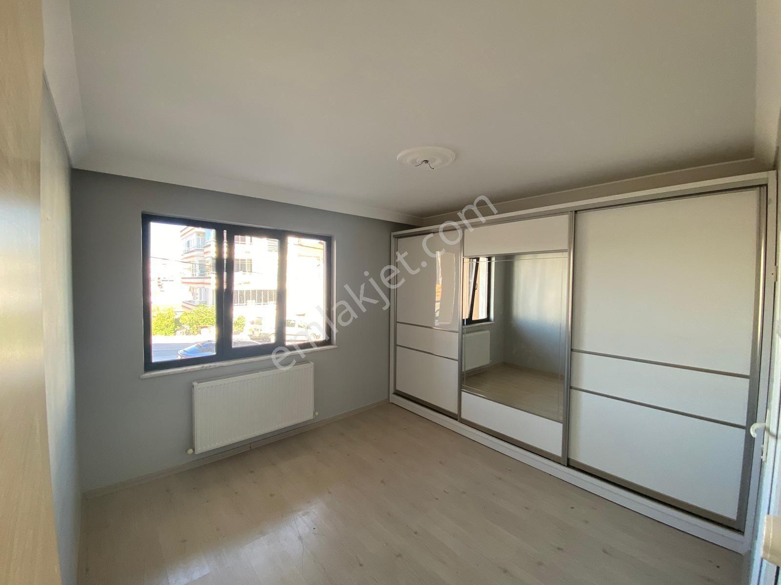 Re/max İnci'den Çakmak Caddesi Üzeri Satılık Geniş Ve Aydınlık 2+1 Daire - Görsel 13
