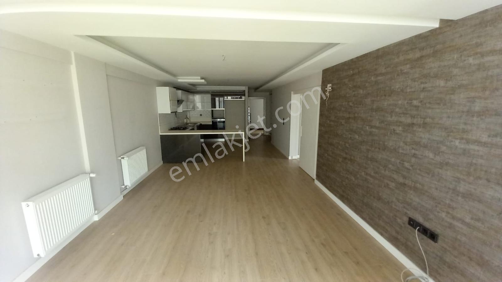 Türkmenbaşı Bulvarında Site İçi Havuzlu 3+1 Satılık Daire - Görsel 2