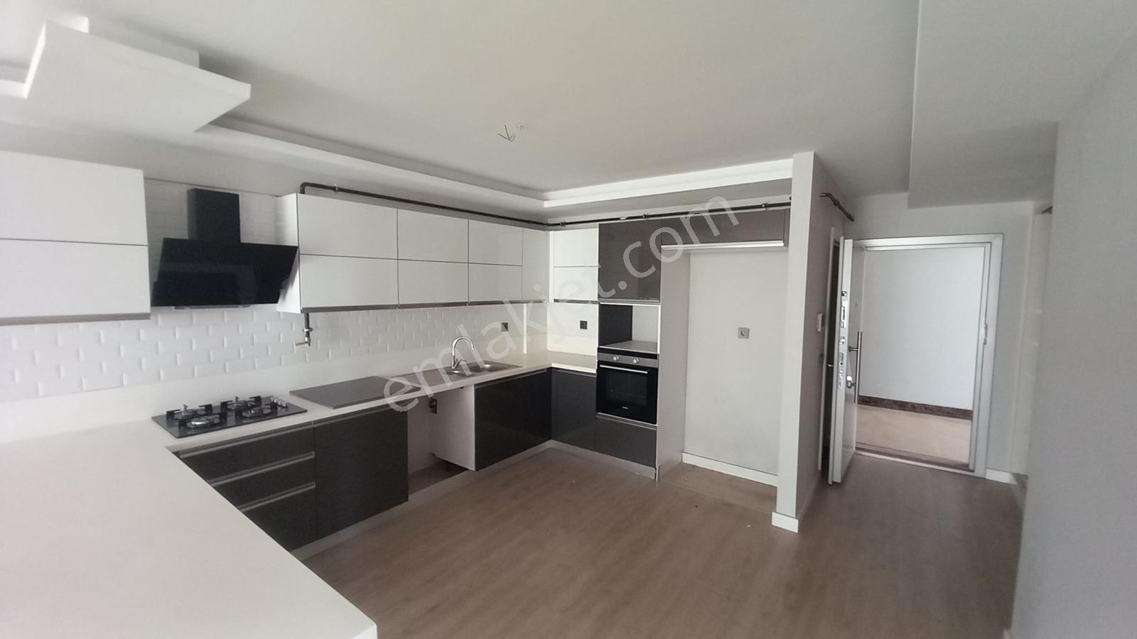 Türkmenbaşı Bulvarında Site İçi Havuzlu 3+1 Satılık Daire - Görsel 9